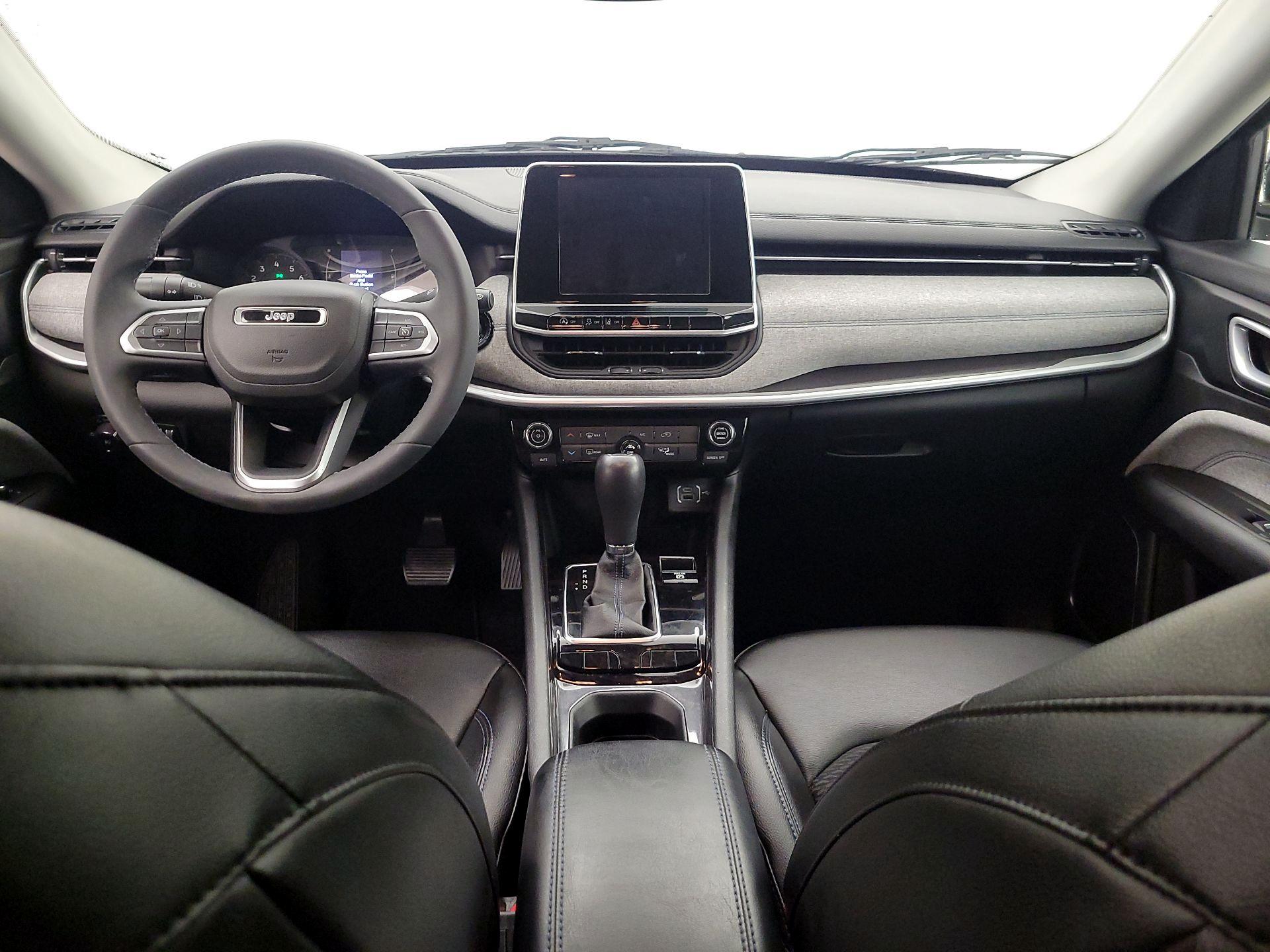 Thumbnail: 2022 Jeep Compass - 9