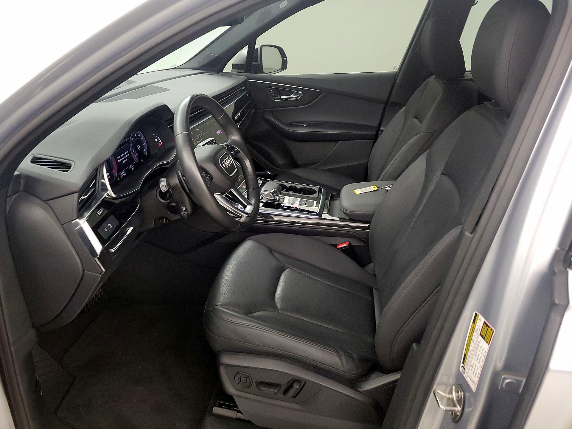 Thumbnail: 2021 Audi Q7 - 11