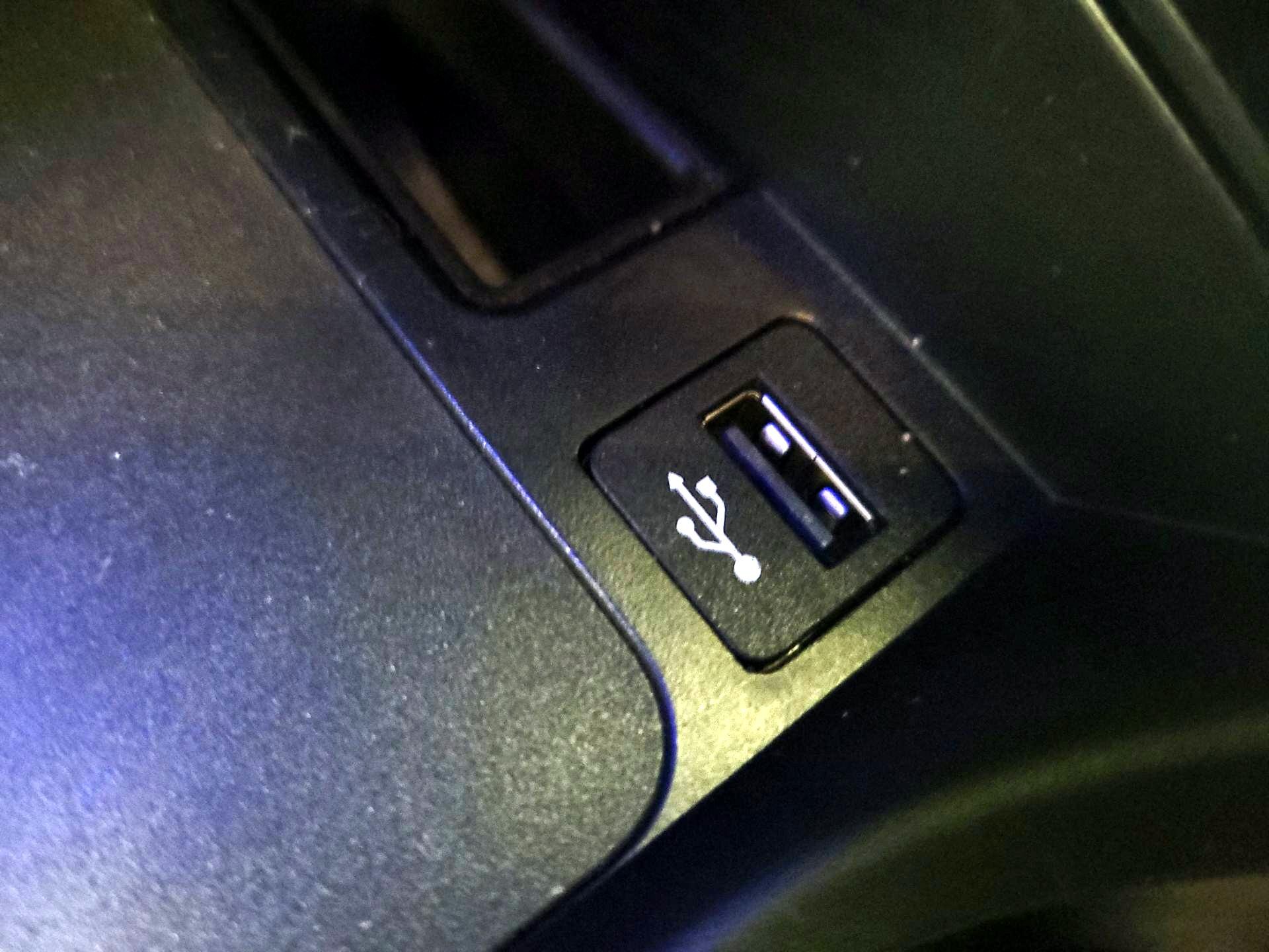 Thumbnail: 2021 BMW X4 - 19