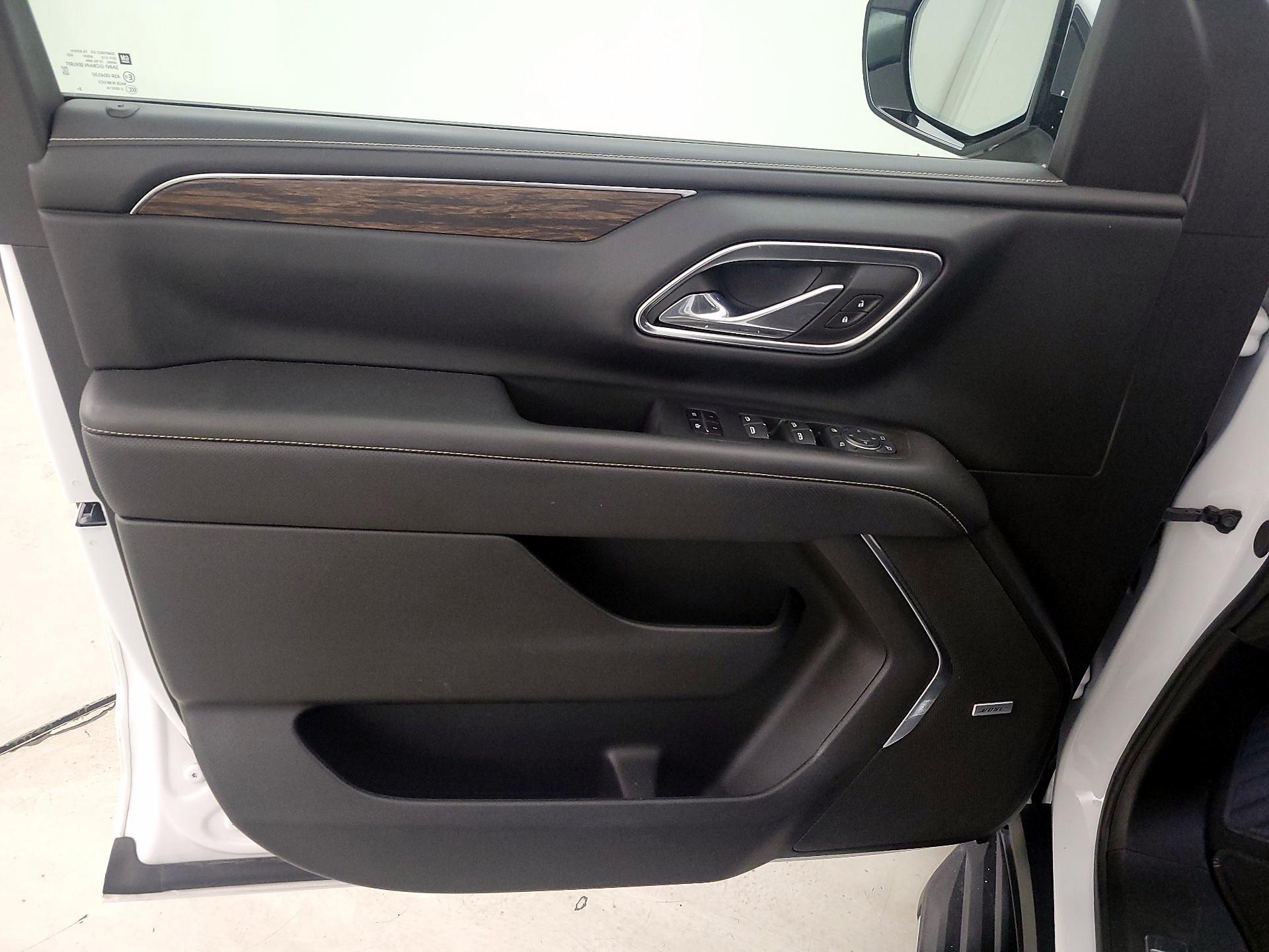 Thumbnail: 2024 Chevrolet Tahoe - 12