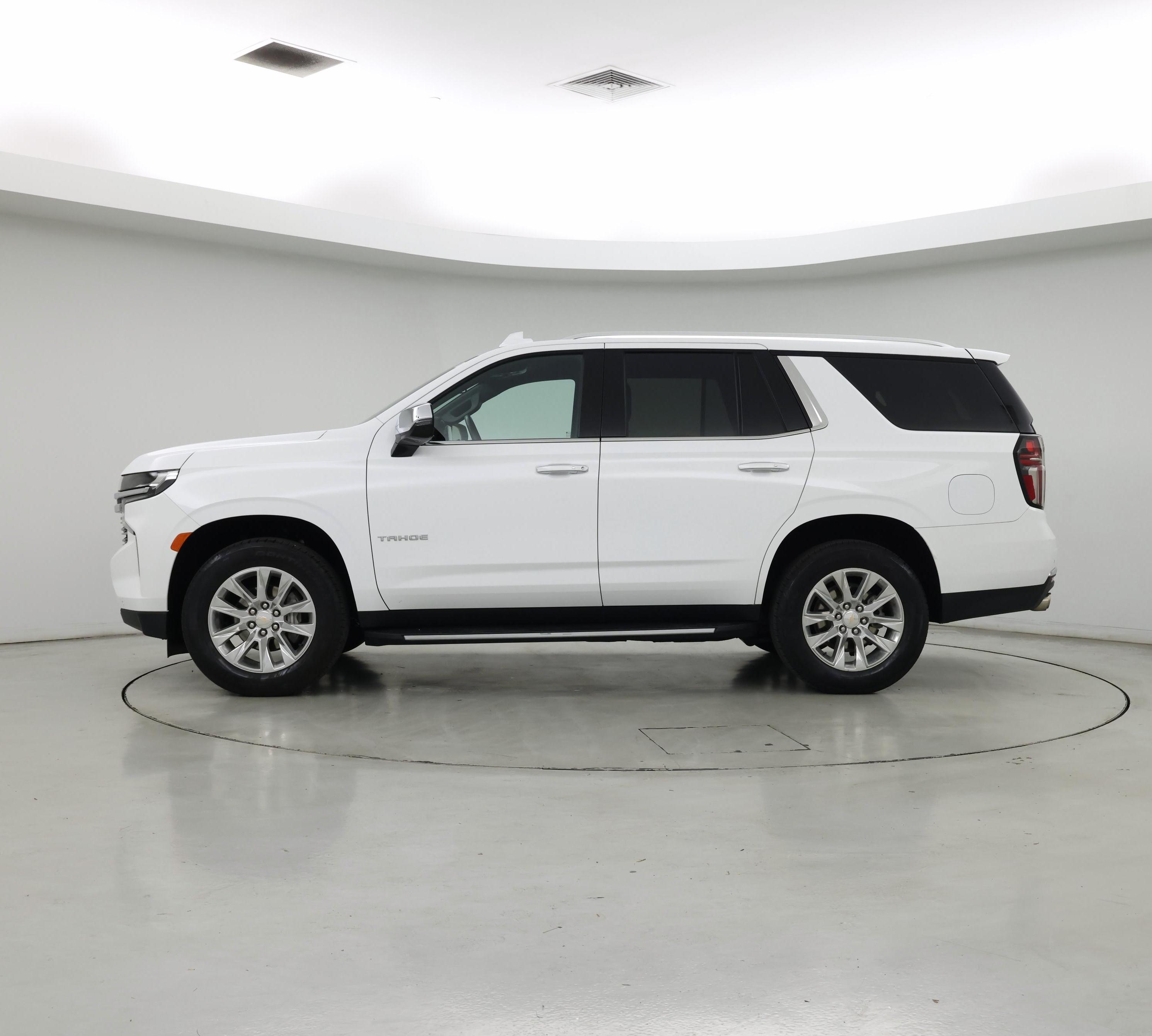 Thumbnail: 2024 Chevrolet Tahoe - 3