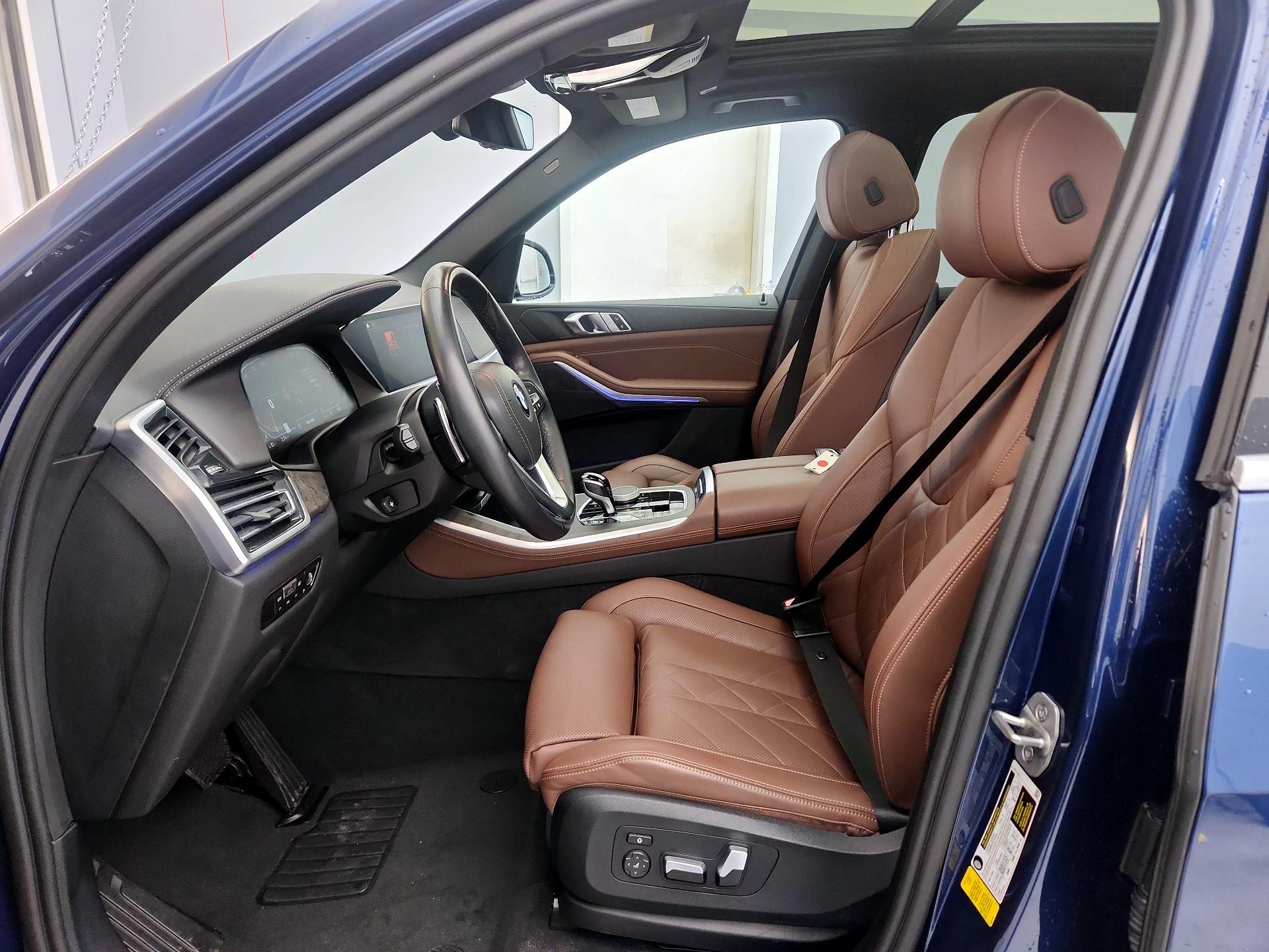 Thumbnail: 2023 BMW X5 - 11