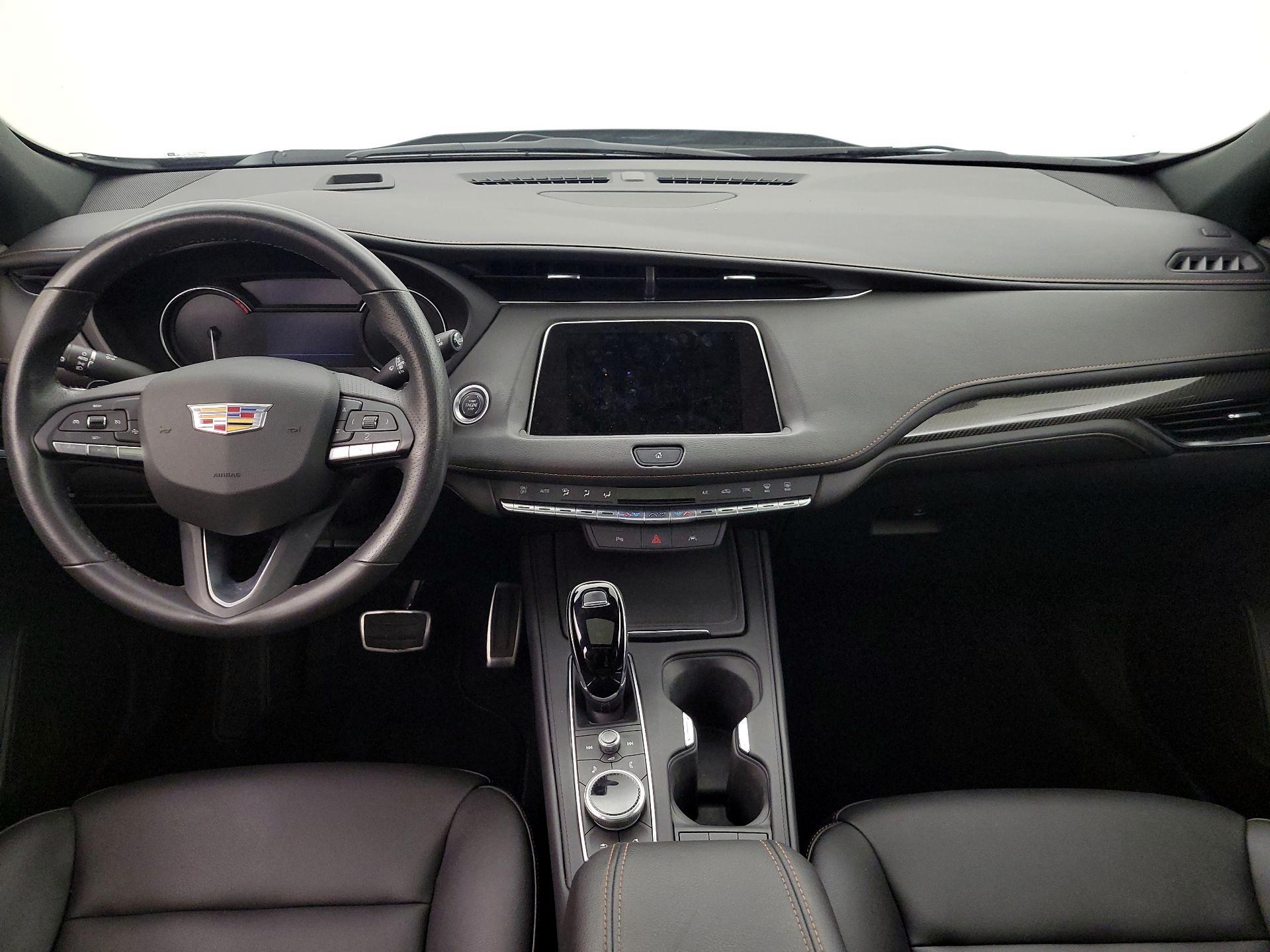 Thumbnail: 2023 Cadillac XT4 - 9