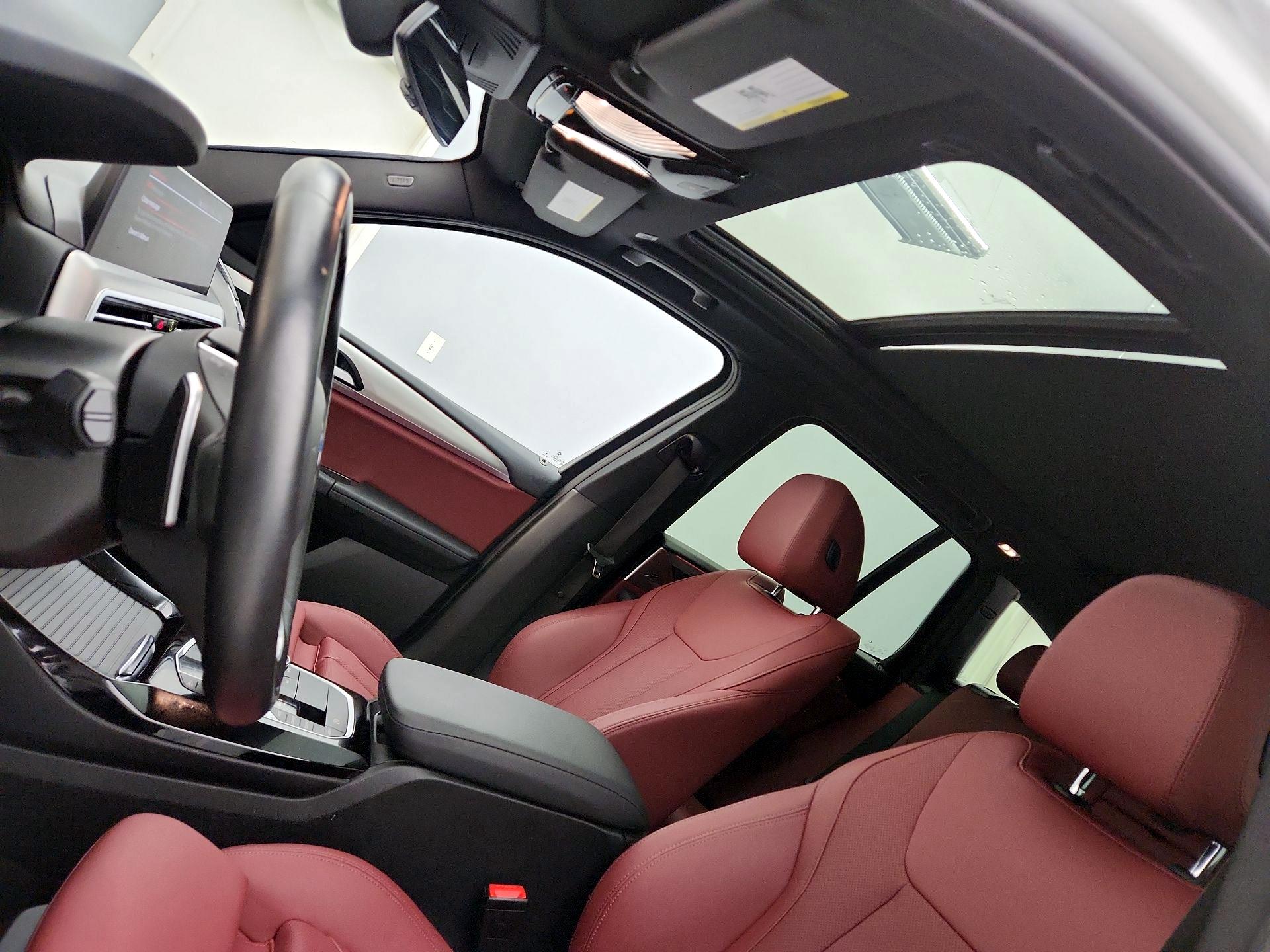 Thumbnail: 2024 BMW X3 - 20