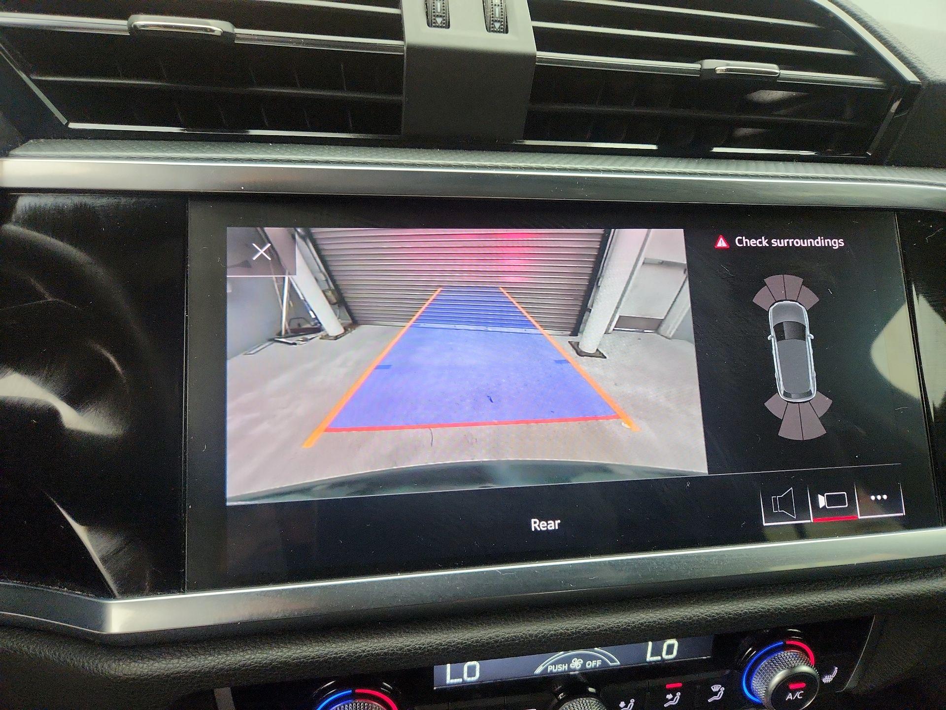 Thumbnail: 2020 Audi Q3 - 15