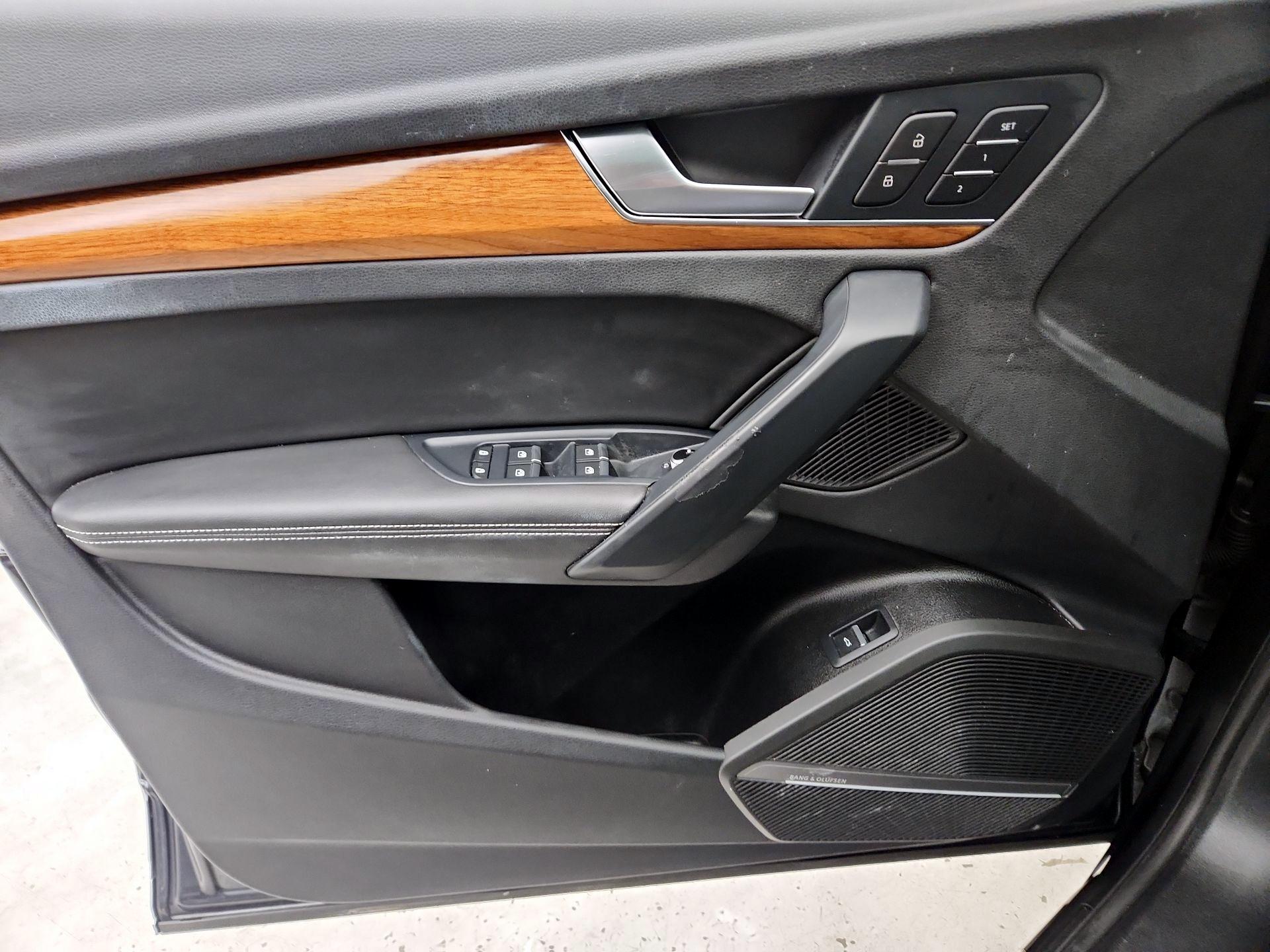 Thumbnail: 2023 Audi Q5 - 12