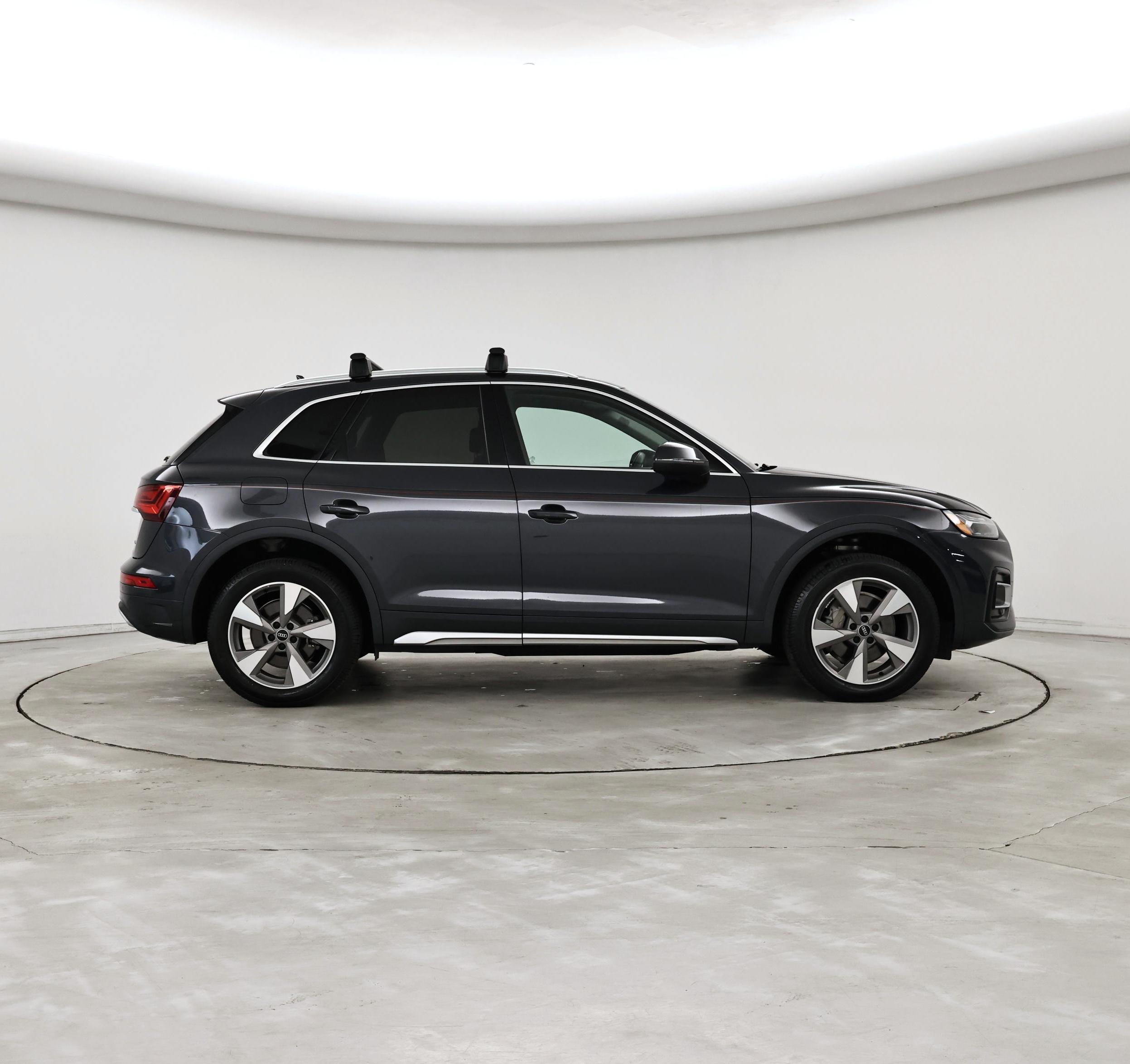 Thumbnail: 2023 Audi Q5 - 7