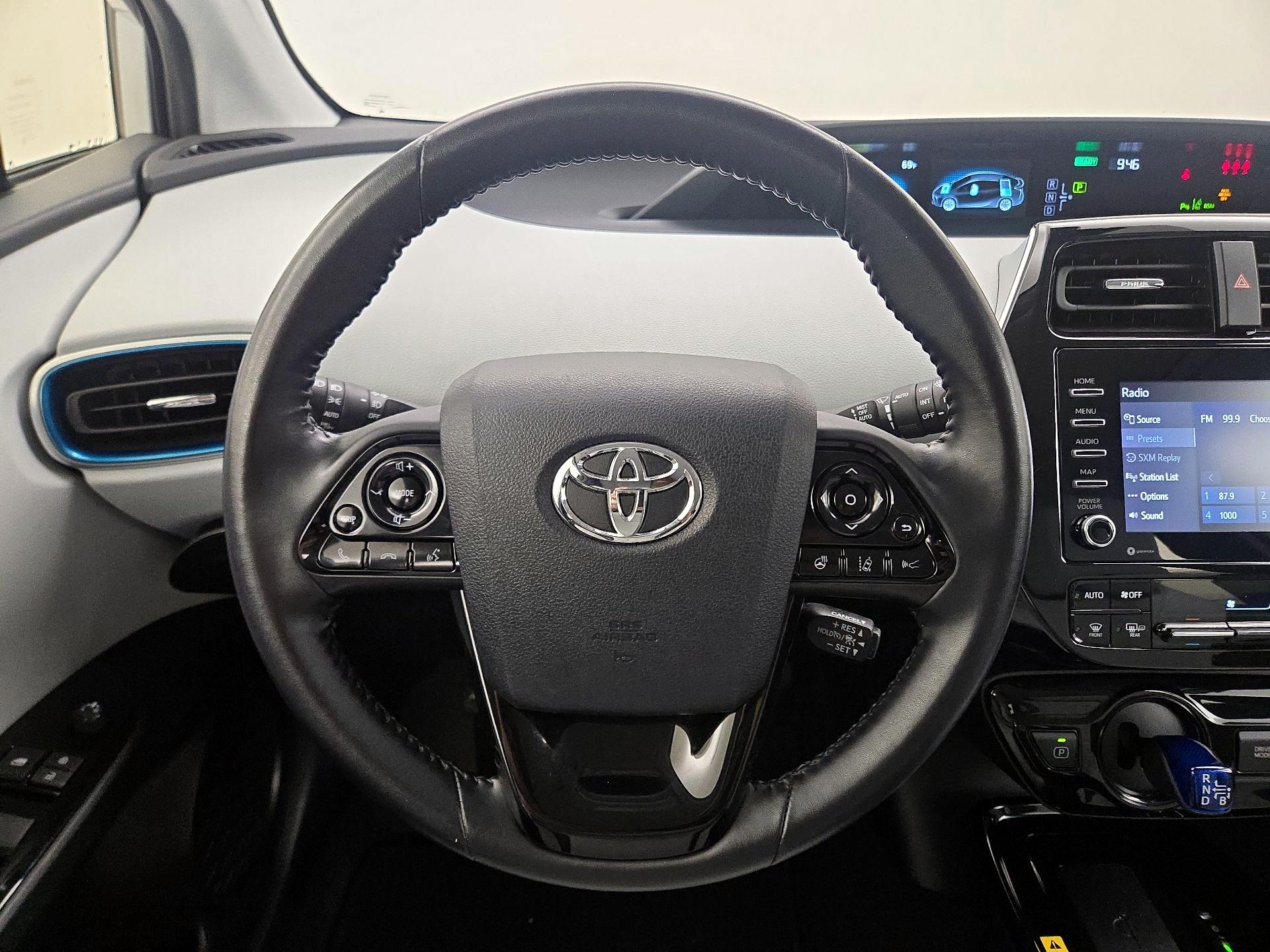 Thumbnail: 2022 Toyota Prius - 10