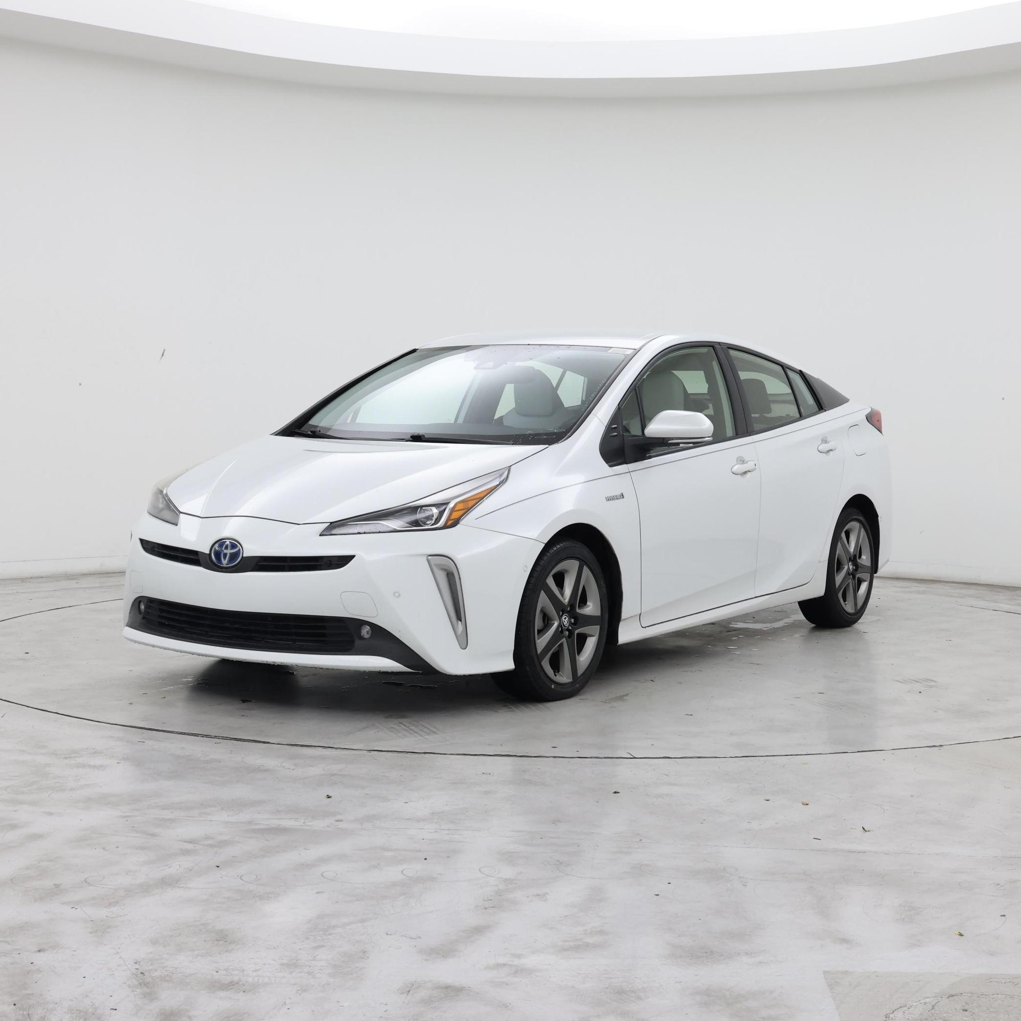 Thumbnail: 2022 Toyota Prius - 4