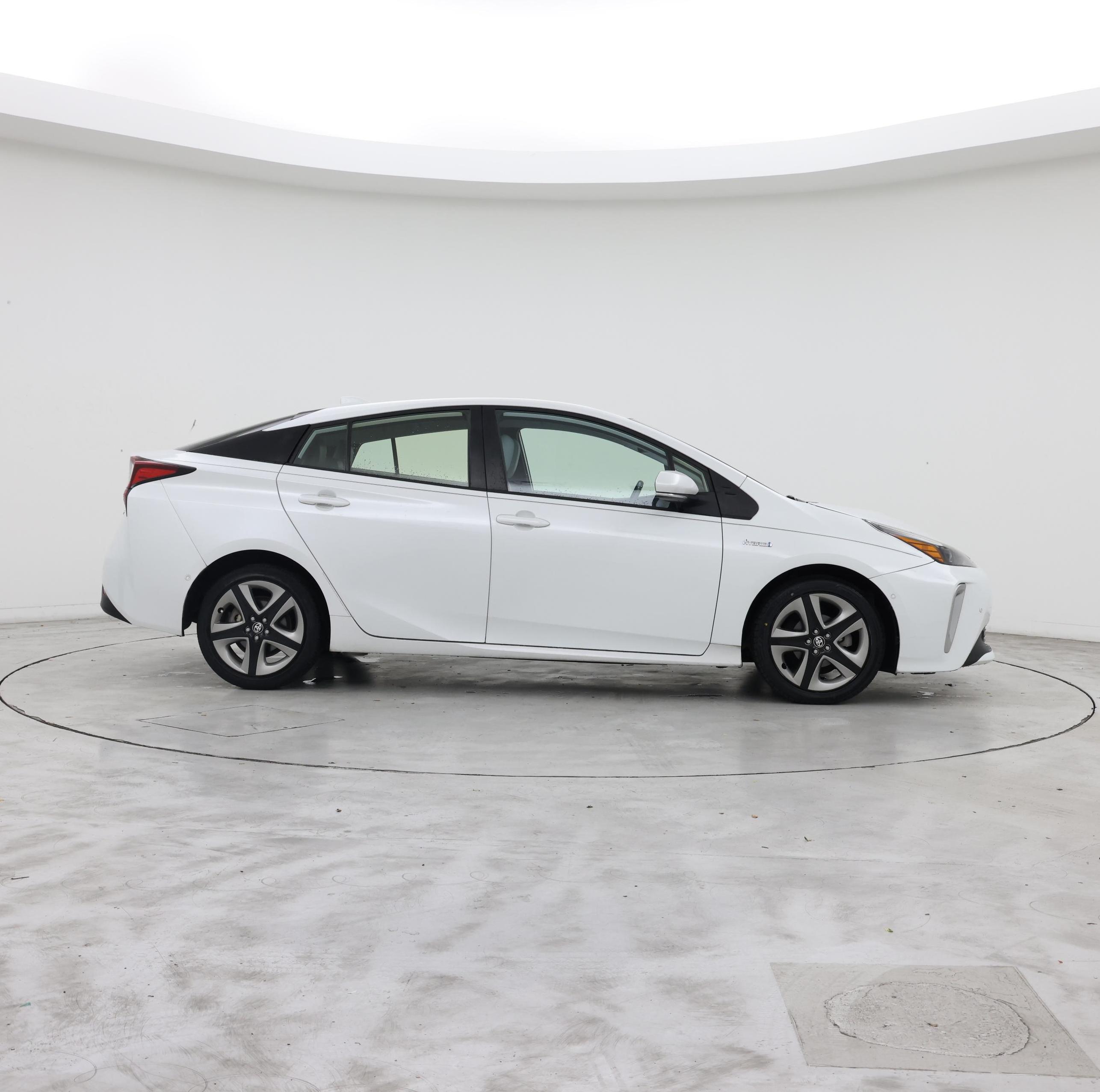 Thumbnail: 2022 Toyota Prius - 7