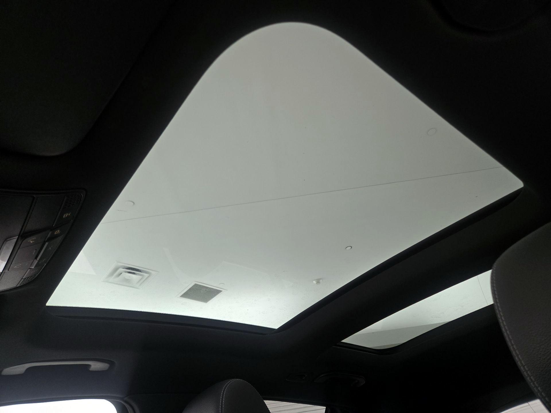 Thumbnail: 2019 Mercedes-Benz GLC - 19