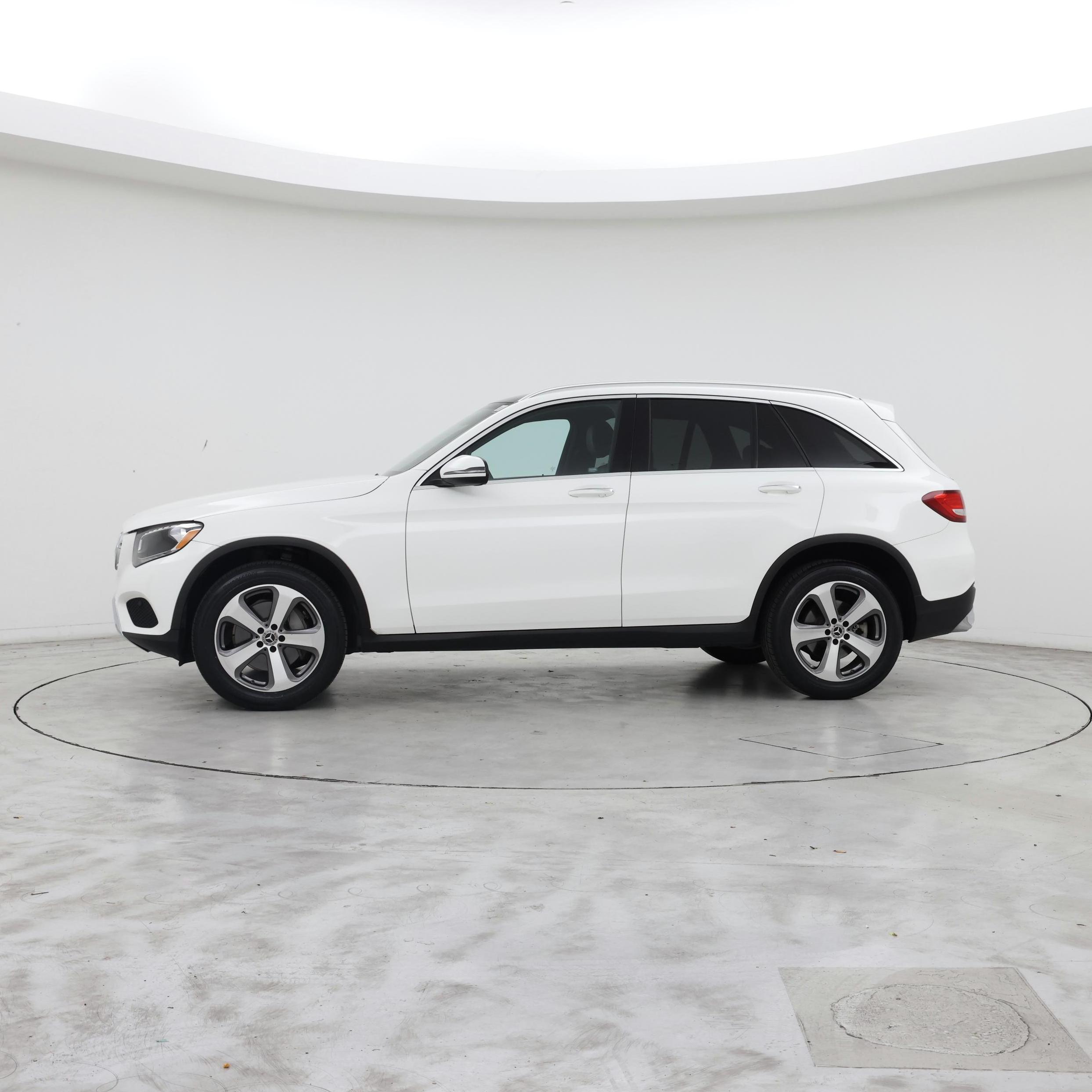 Thumbnail: 2019 Mercedes-Benz GLC - 3