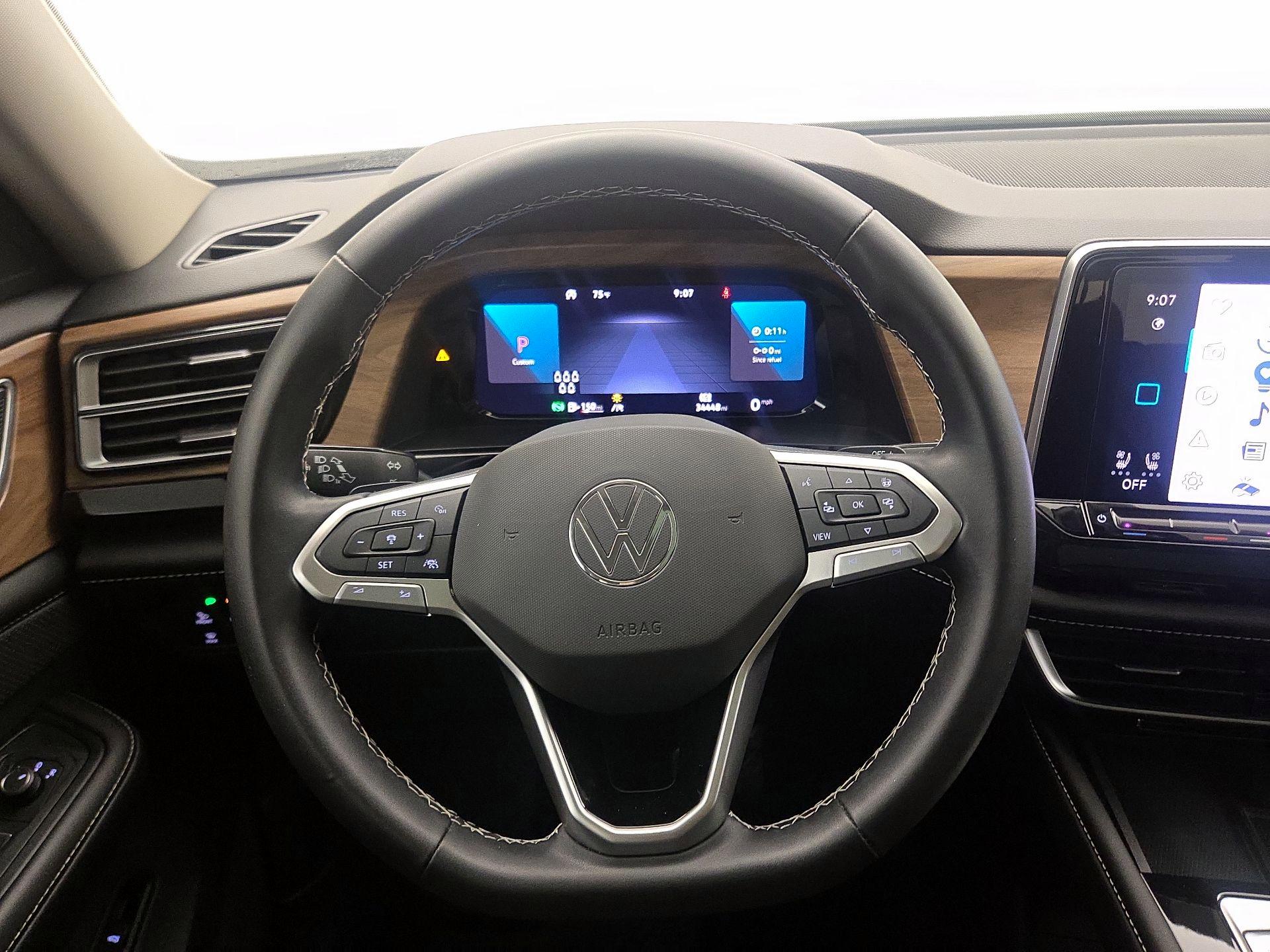 Thumbnail: 2024 Volkswagen Atlas - 10