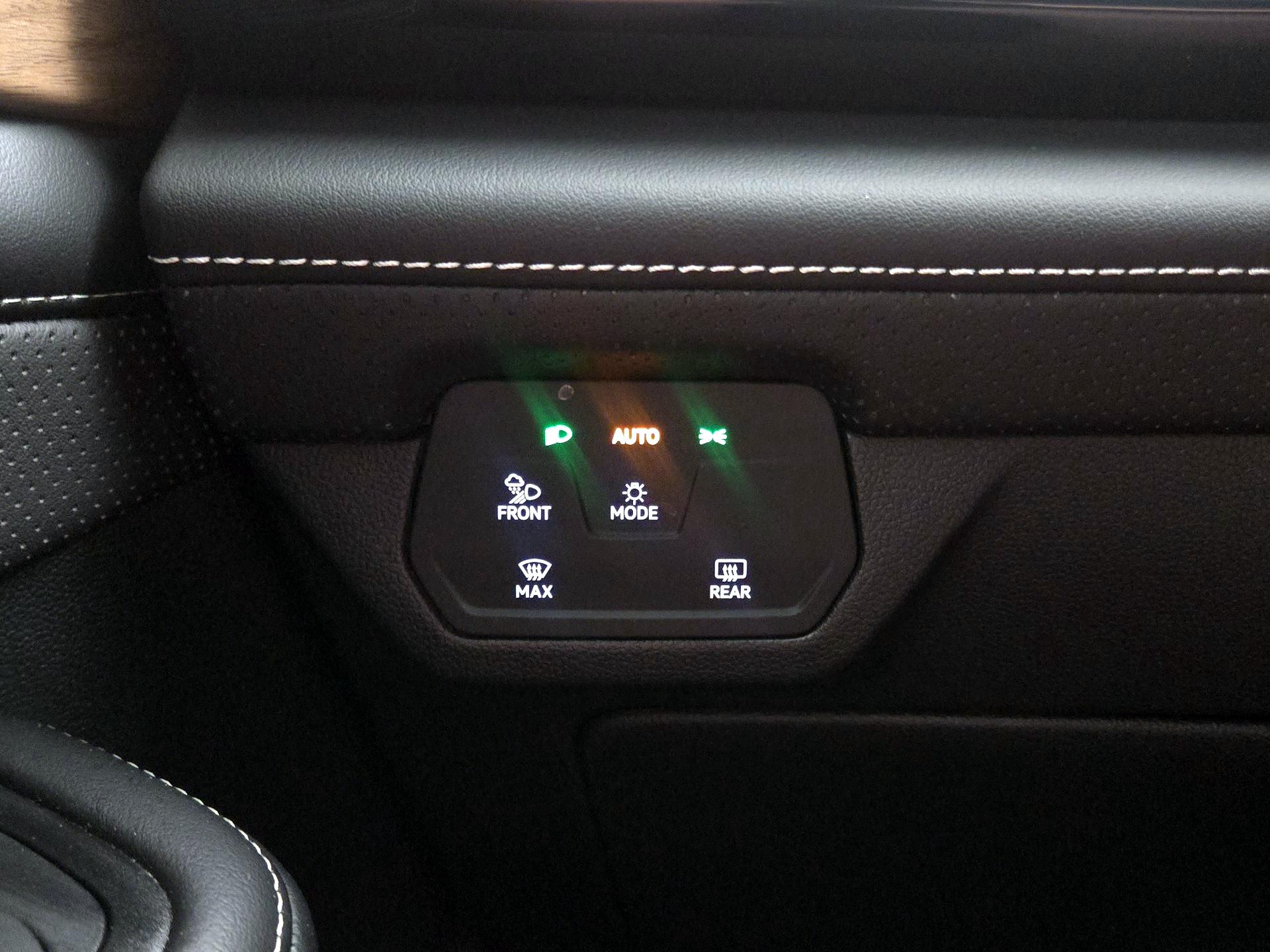 Thumbnail: 2024 Volkswagen Atlas - 13