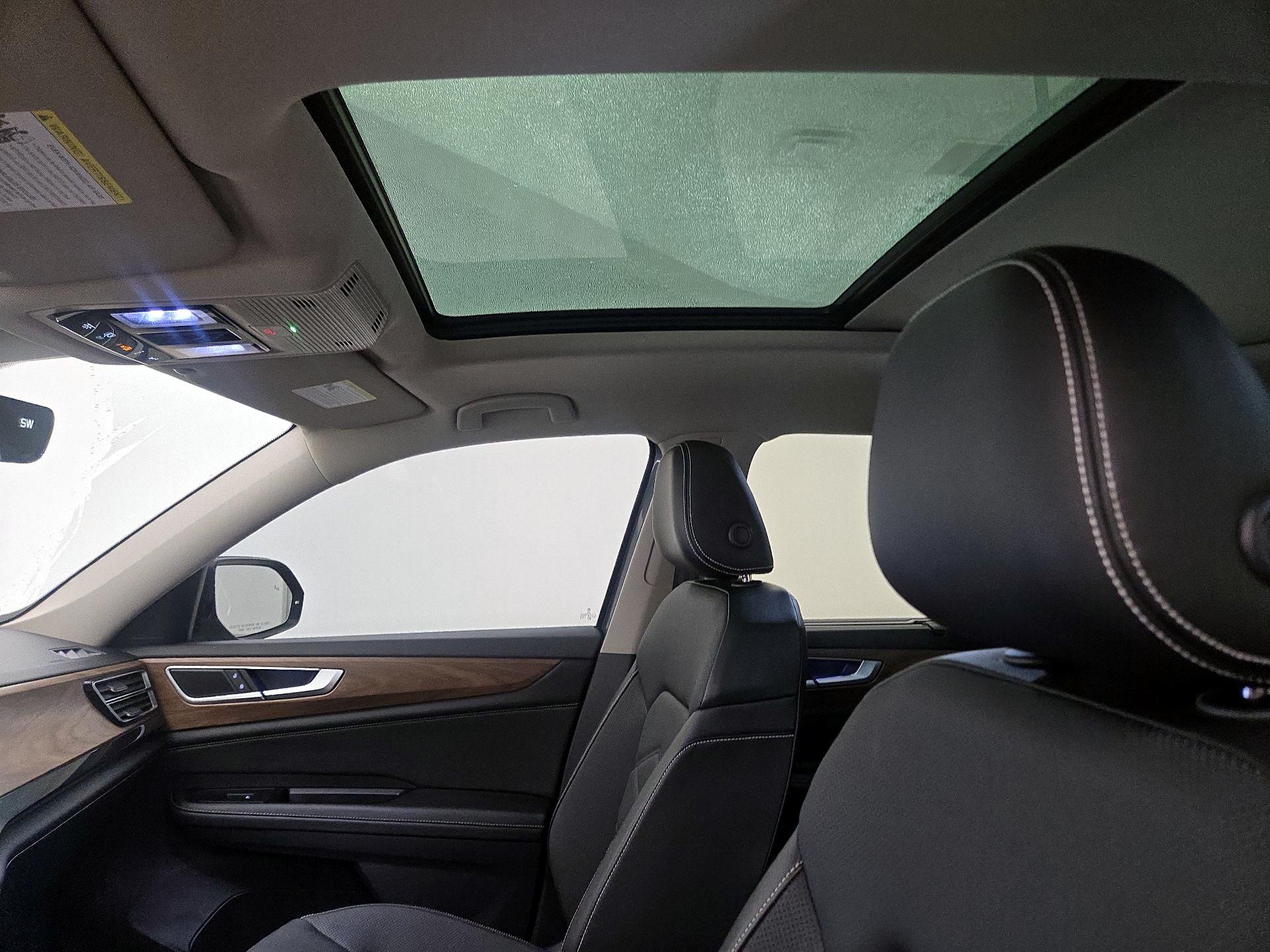 Thumbnail: 2024 Volkswagen Atlas - 19