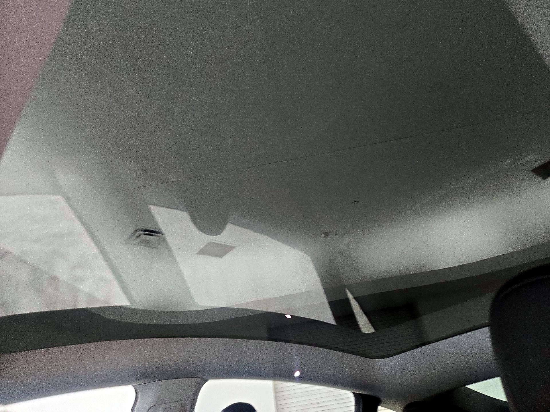 Thumbnail: 2022 Tesla Model Y - 19