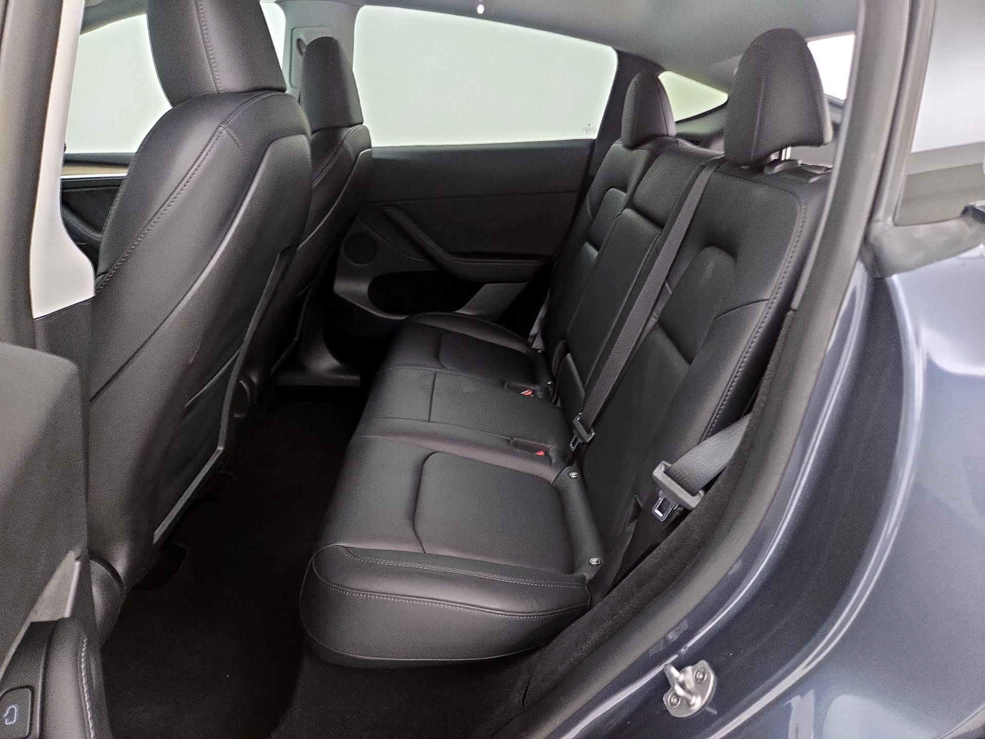 Thumbnail: 2022 Tesla Model Y - 20