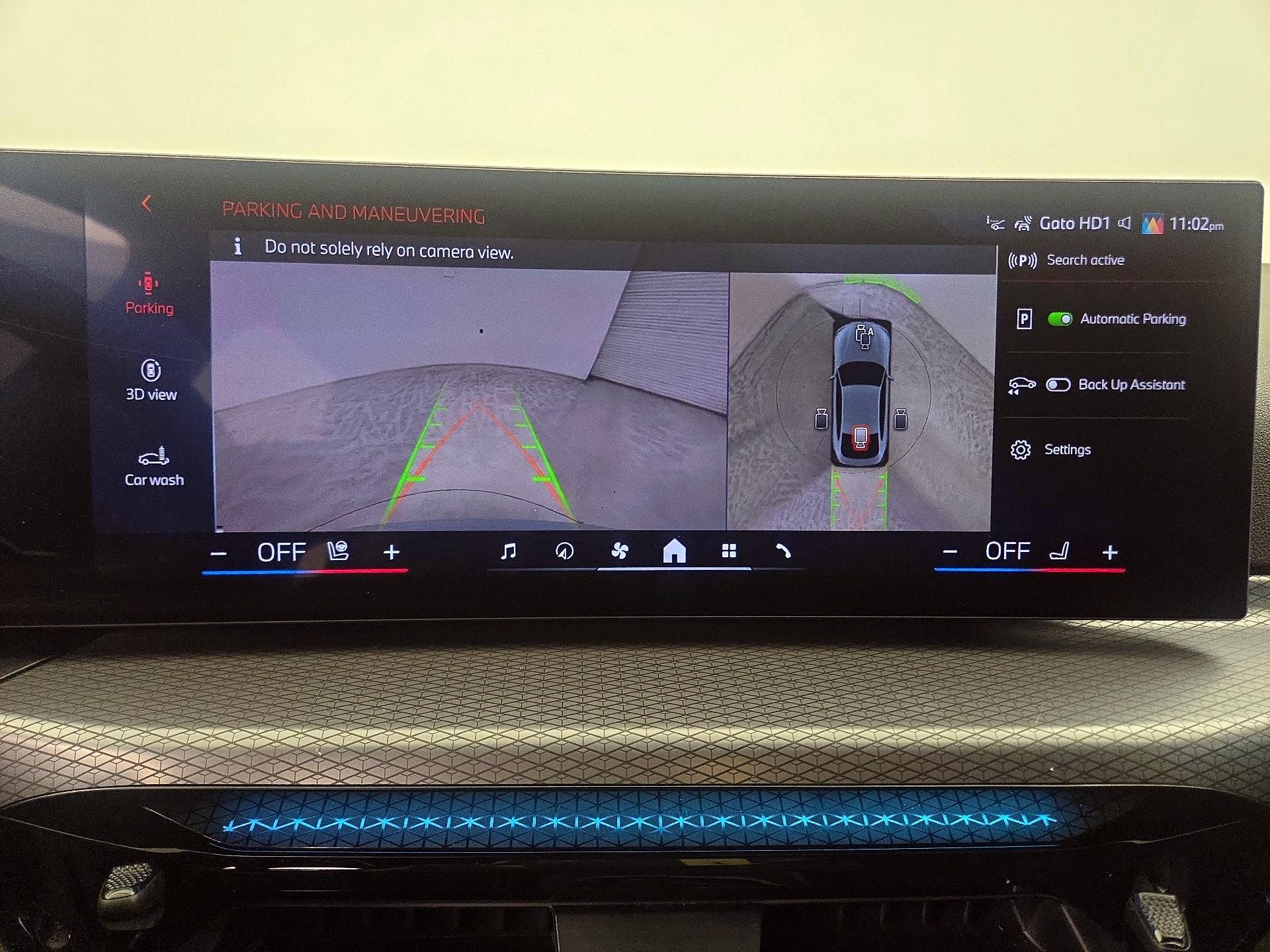 Thumbnail: 2025 BMW i4 - 15