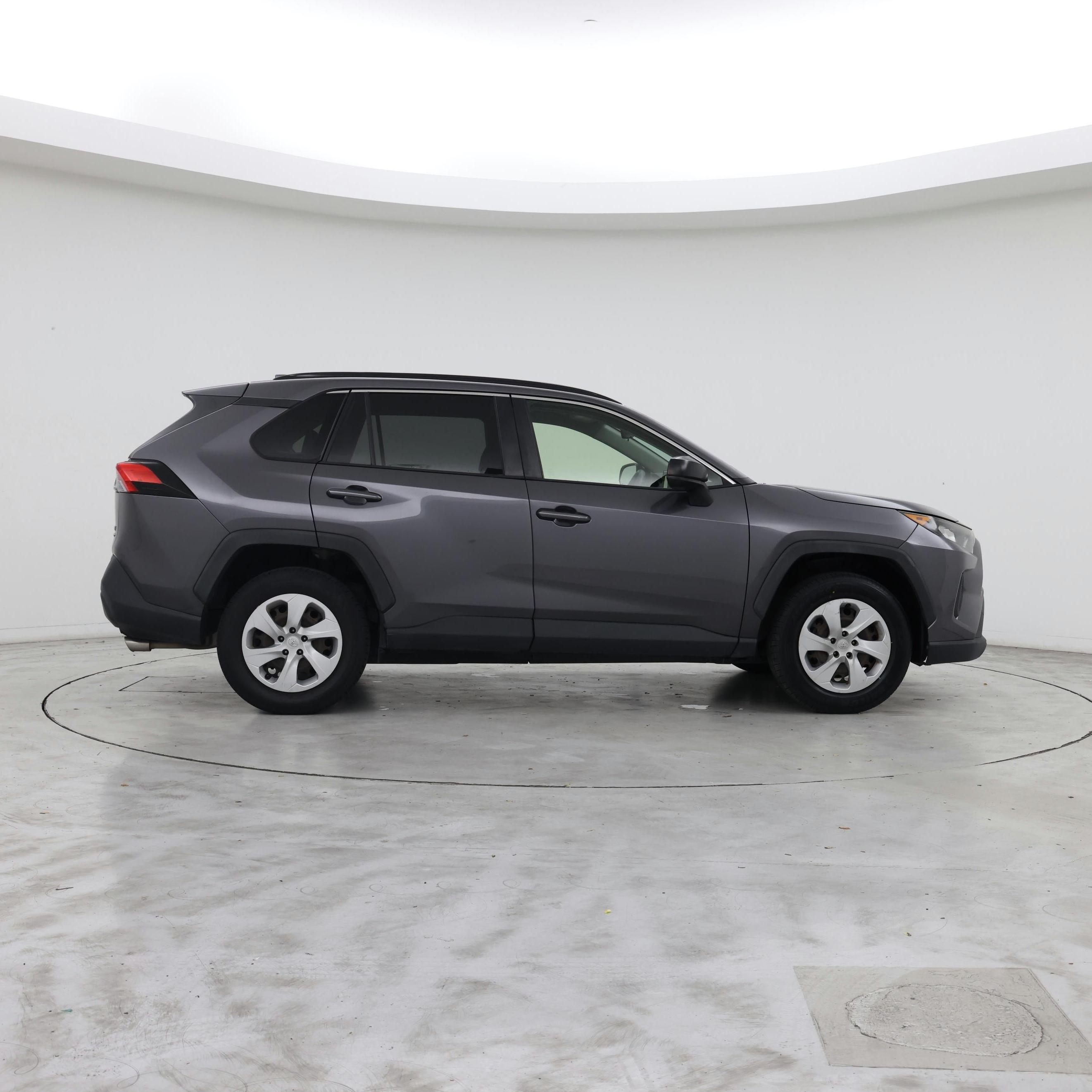 Thumbnail: 2019 Toyota RAV4 - 7