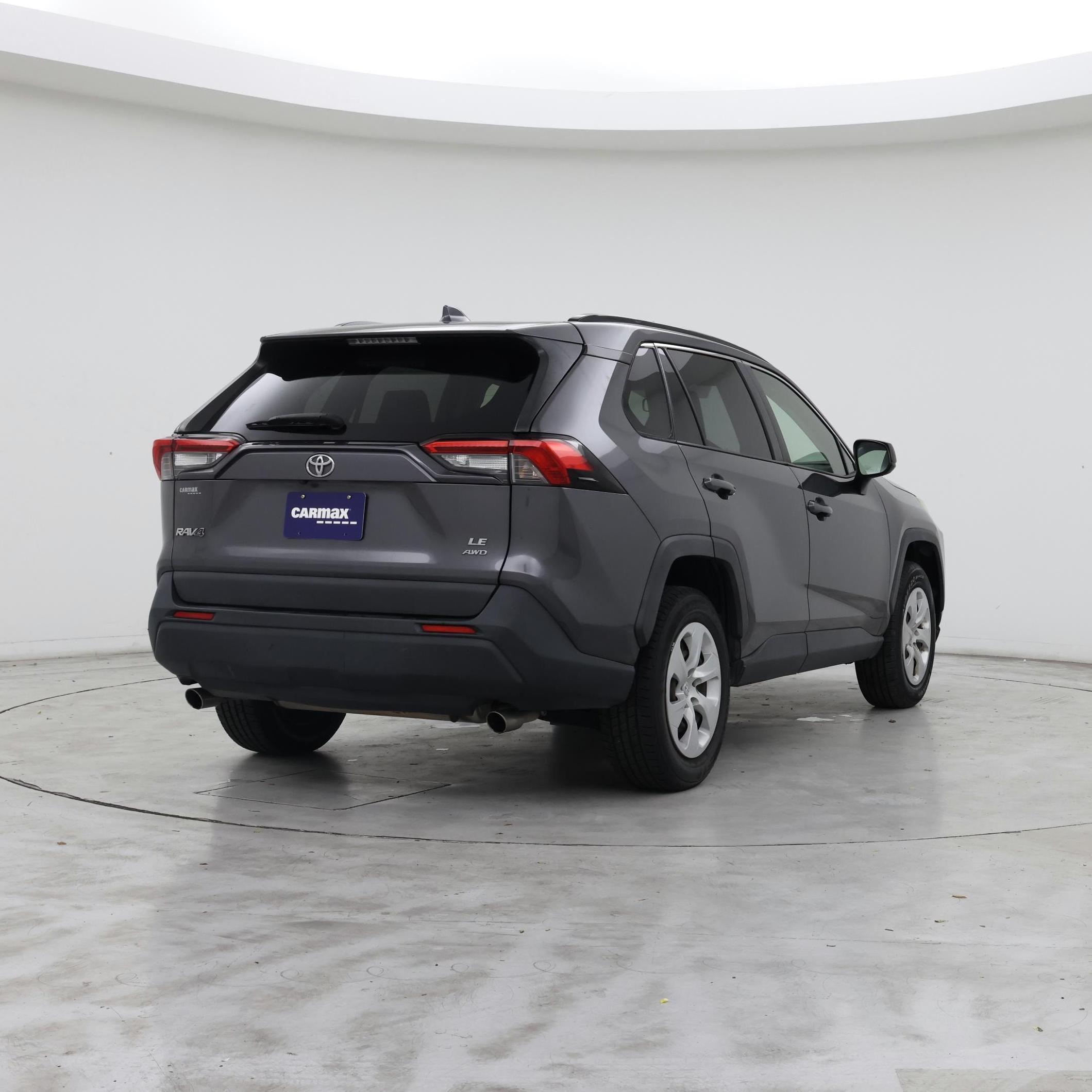 Thumbnail: 2019 Toyota RAV4 - 8