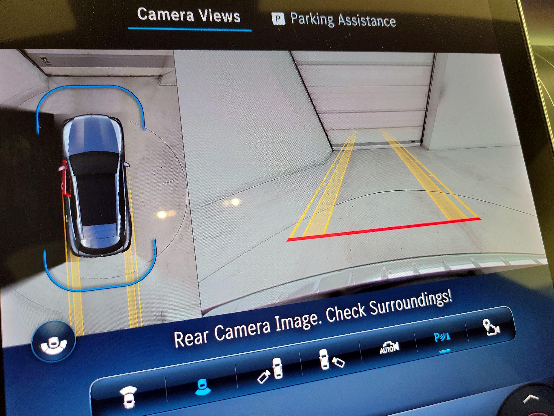 Thumbnail: 2023 Mercedes-Benz GLC - 15