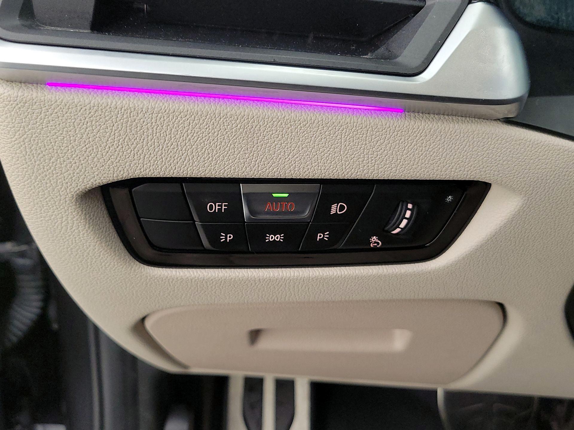 Thumbnail: 2021 BMW 3 Series - 13