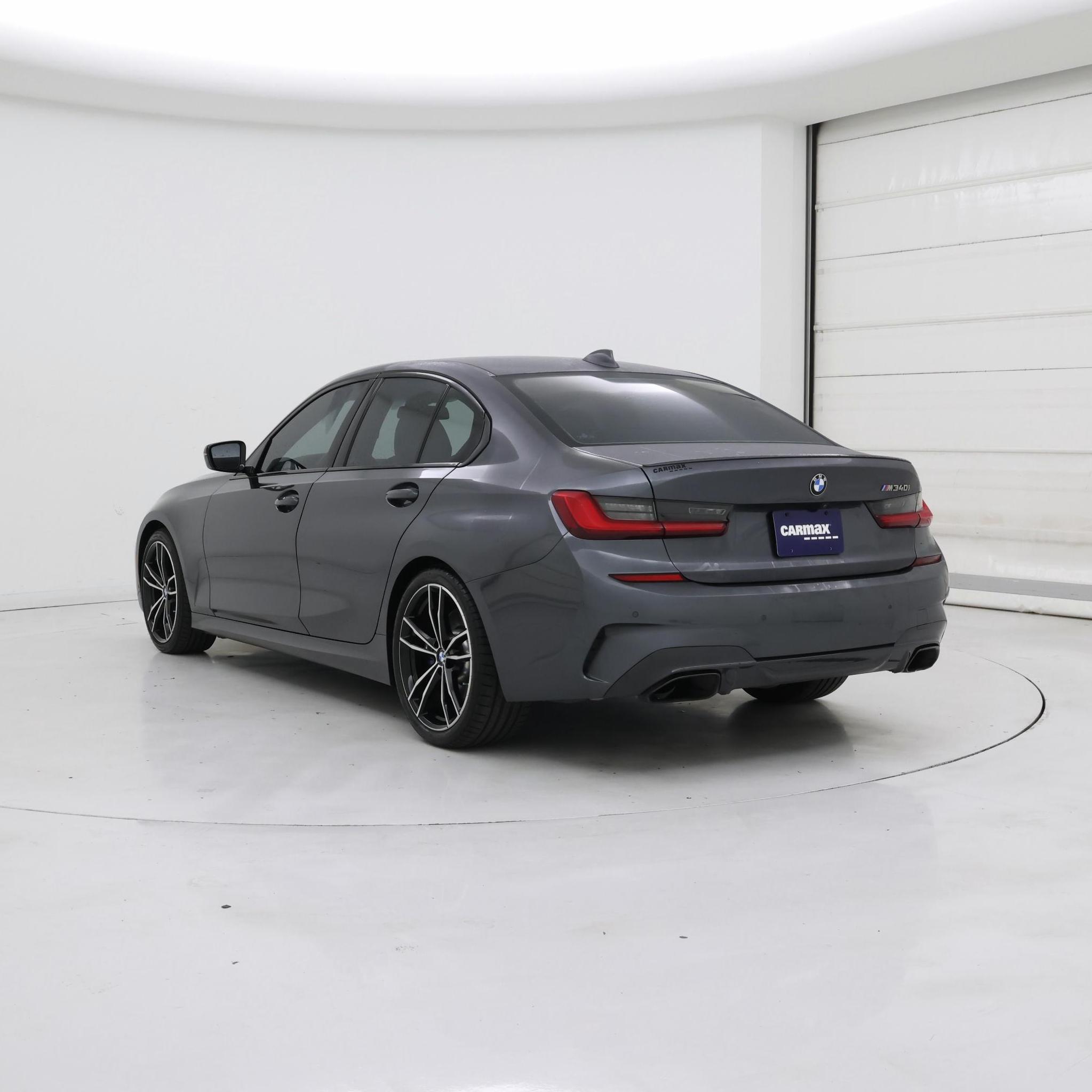 Thumbnail: 2021 BMW 3 Series - 2