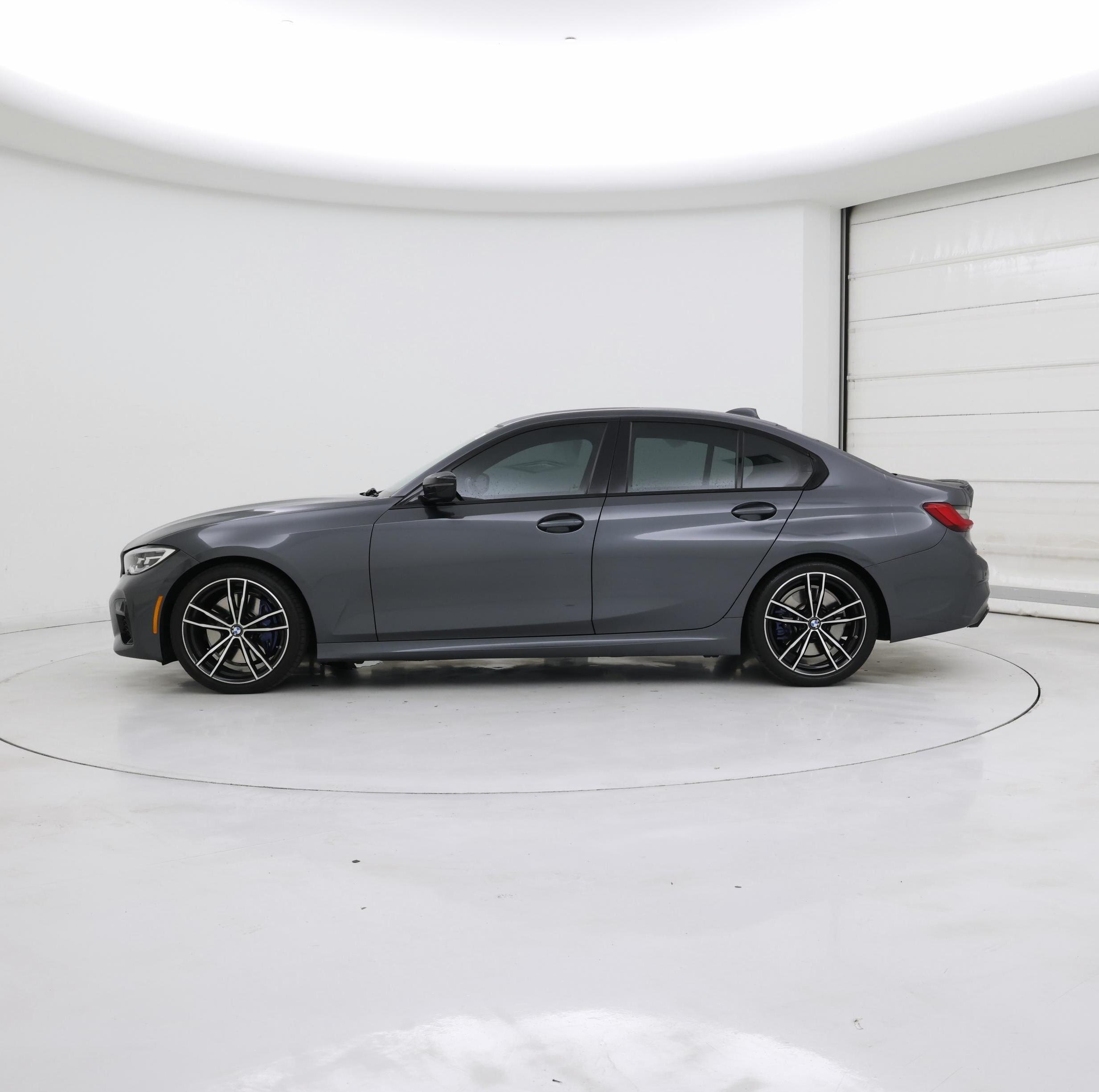 Thumbnail: 2021 BMW 3 Series - 3