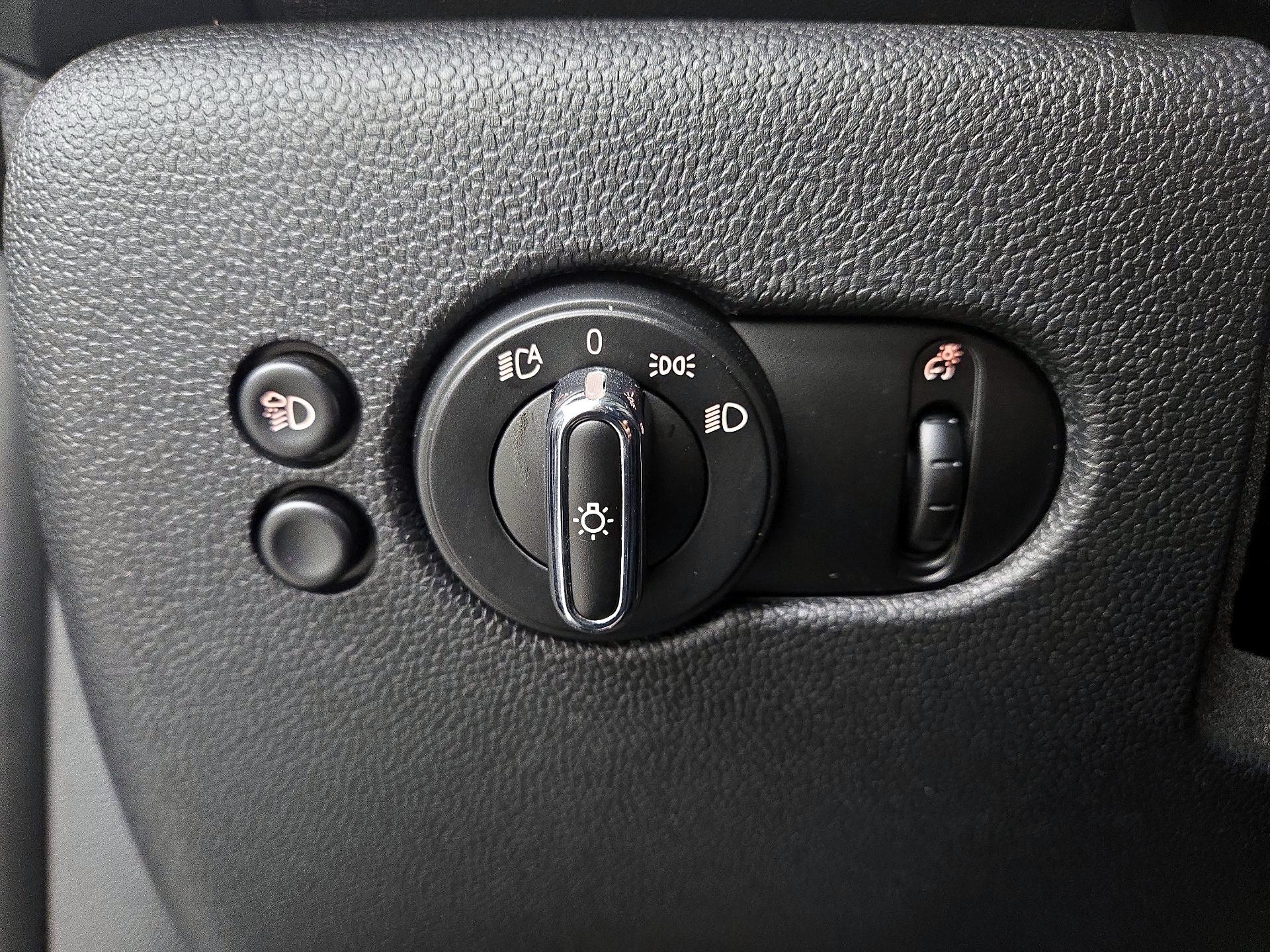 Thumbnail: 2023 MINI Cooper Hardtop - 13