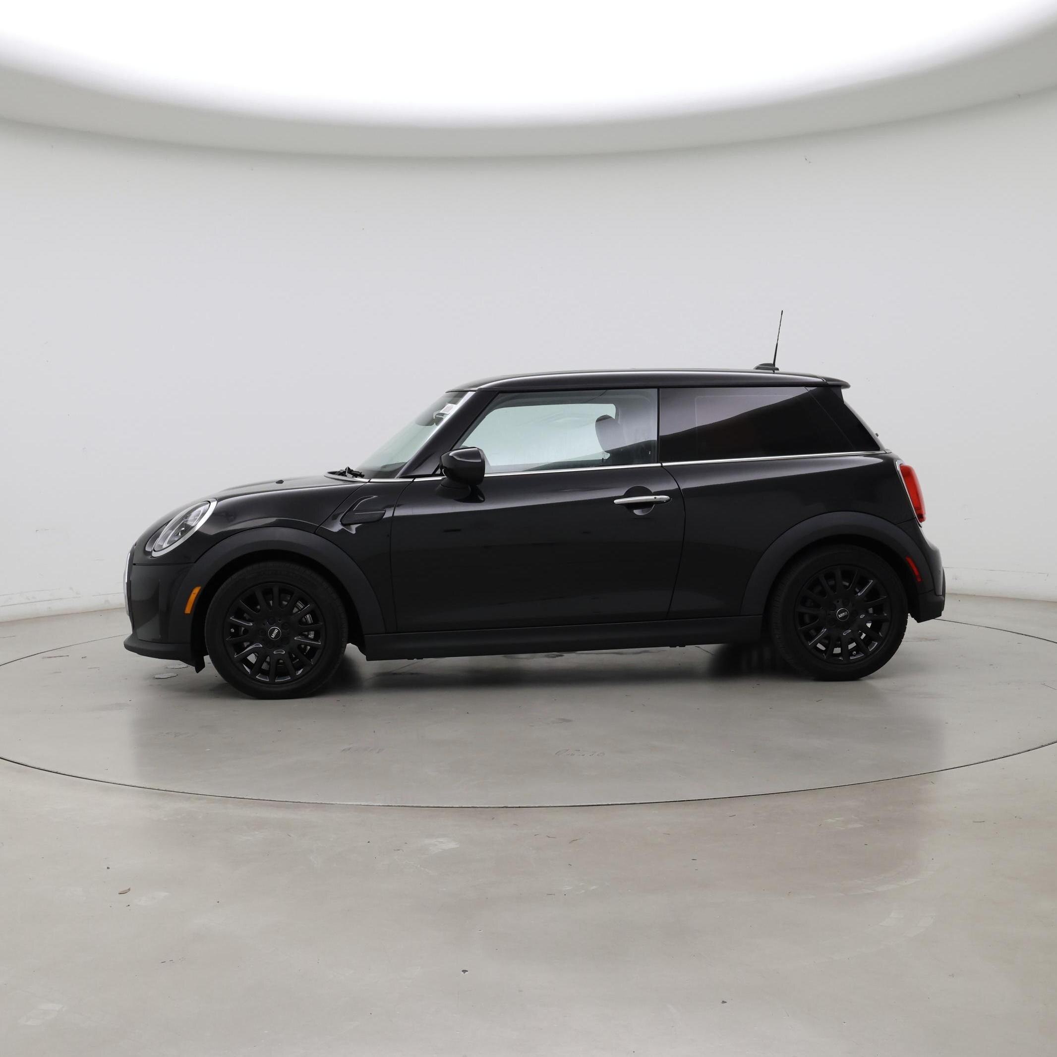 Thumbnail: 2023 MINI Cooper Hardtop - 3