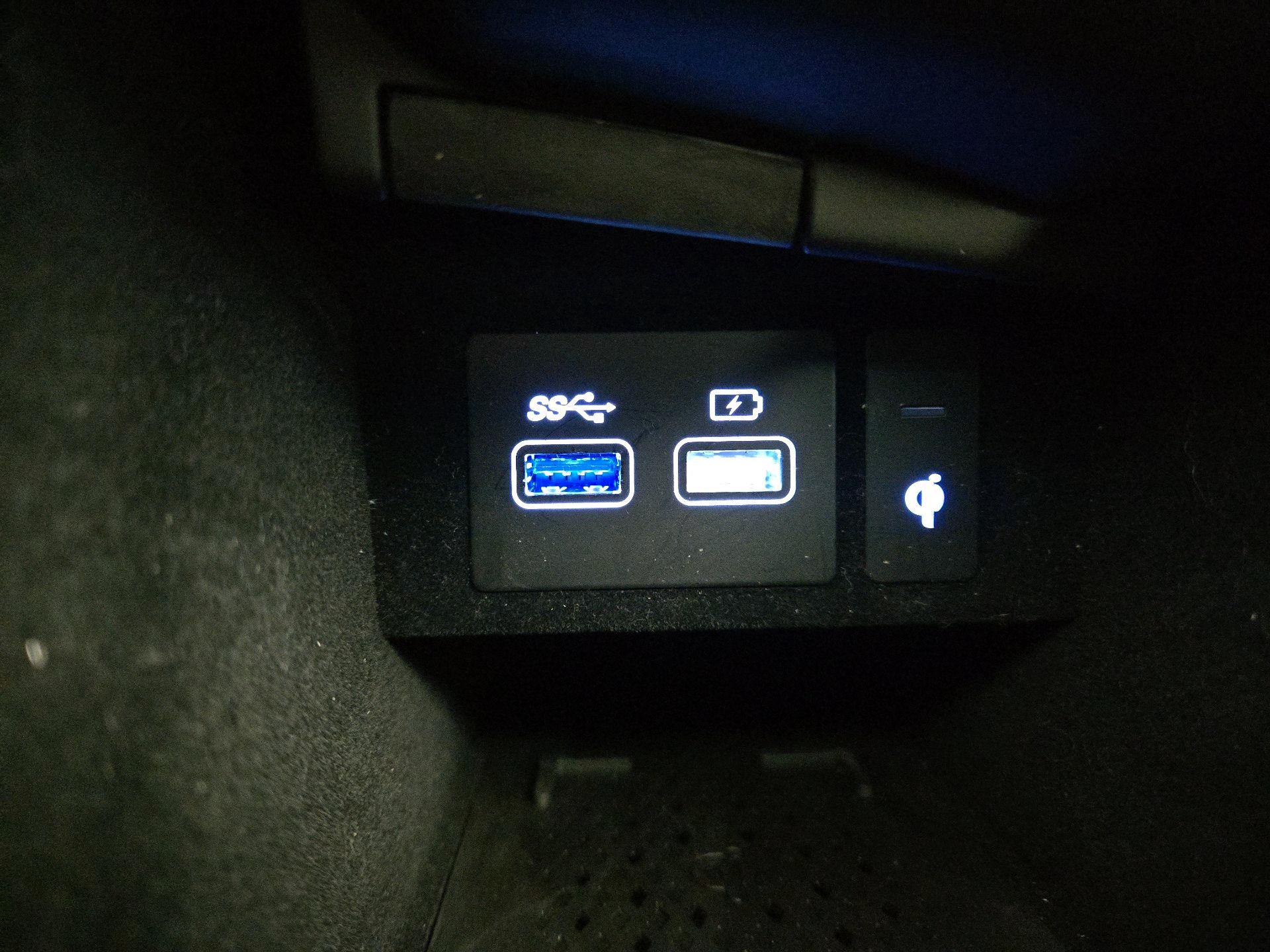 Thumbnail: 2025 Genesis GV70 - 19