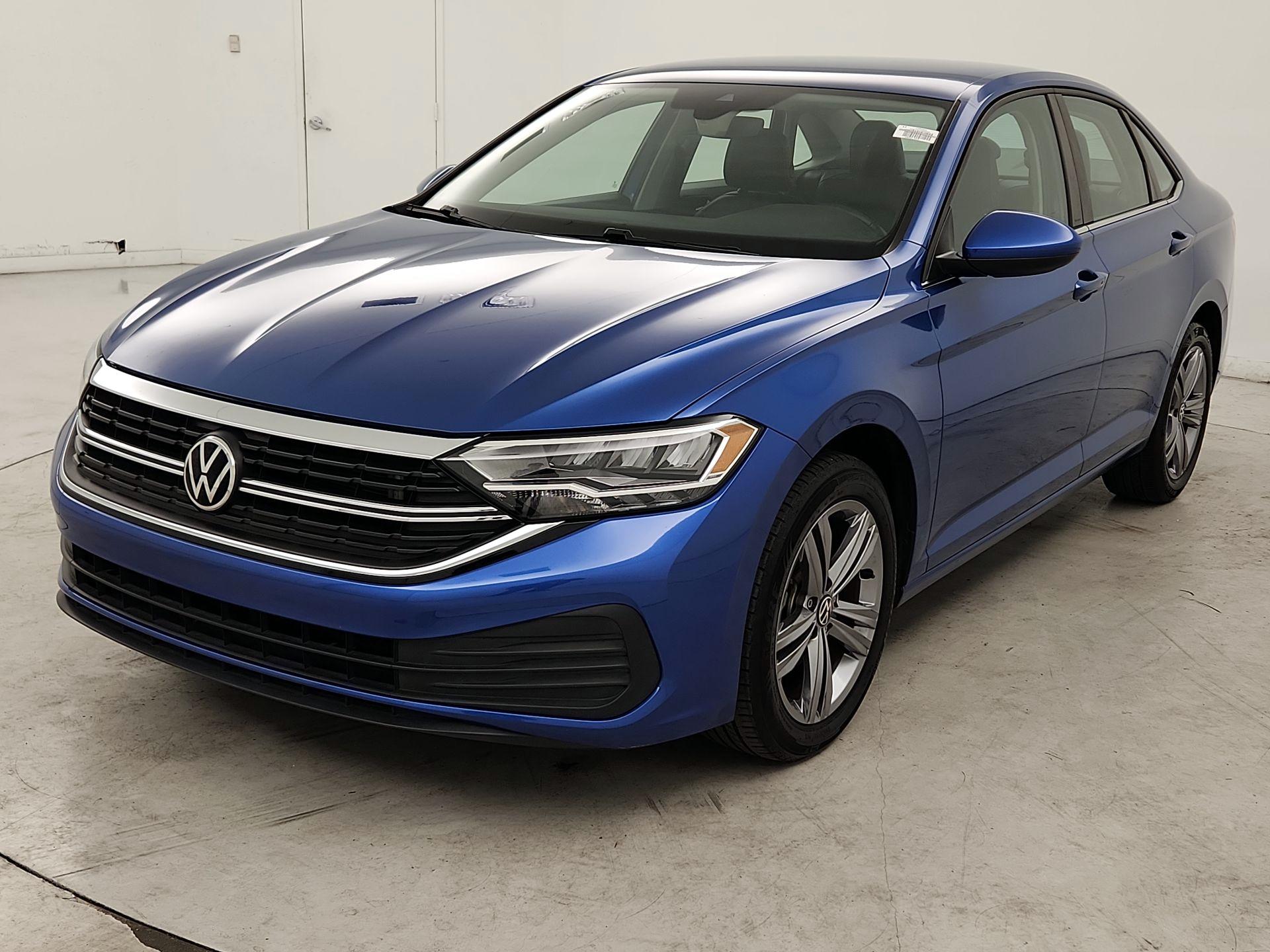 Thumbnail: 2022 Volkswagen Jetta - 3