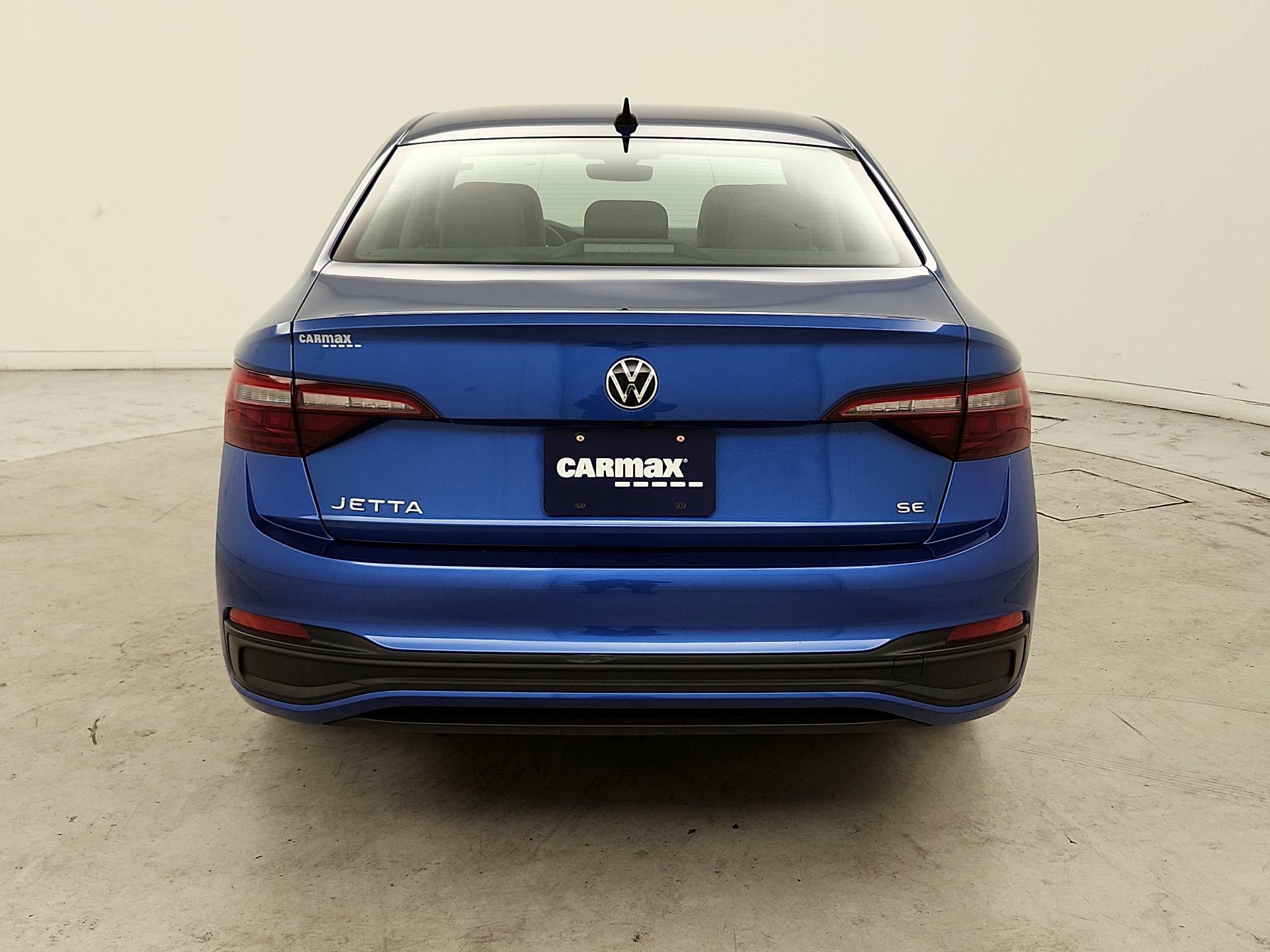 Thumbnail: 2022 Volkswagen Jetta - 6