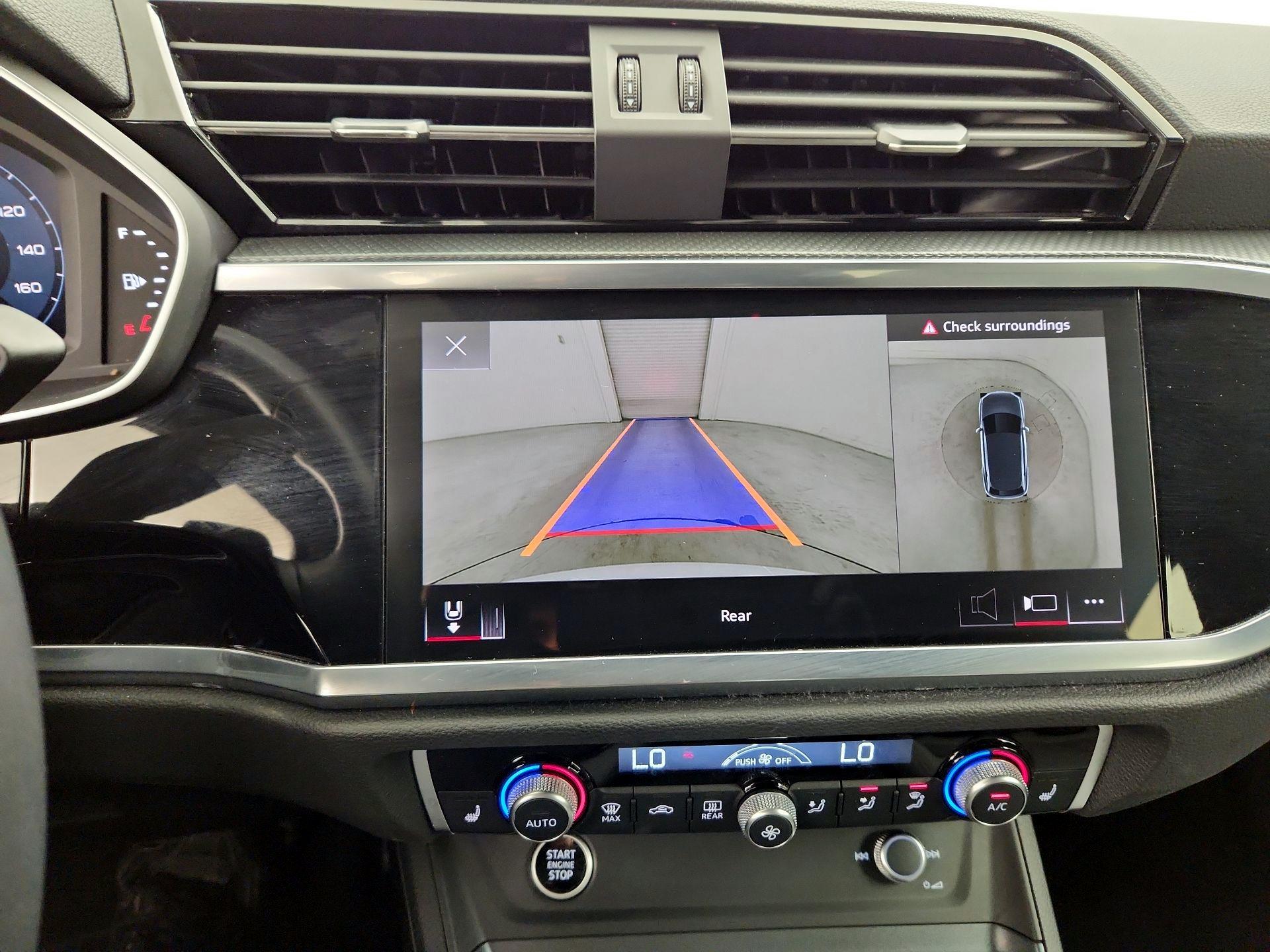 Thumbnail: 2023 Audi Q3 - 14