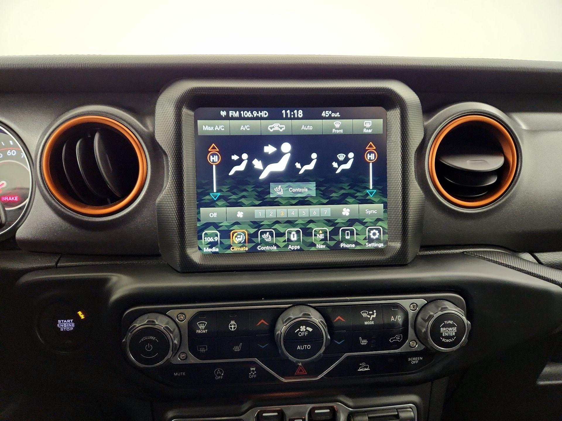 Thumbnail: 2021 Jeep Gladiator - 15