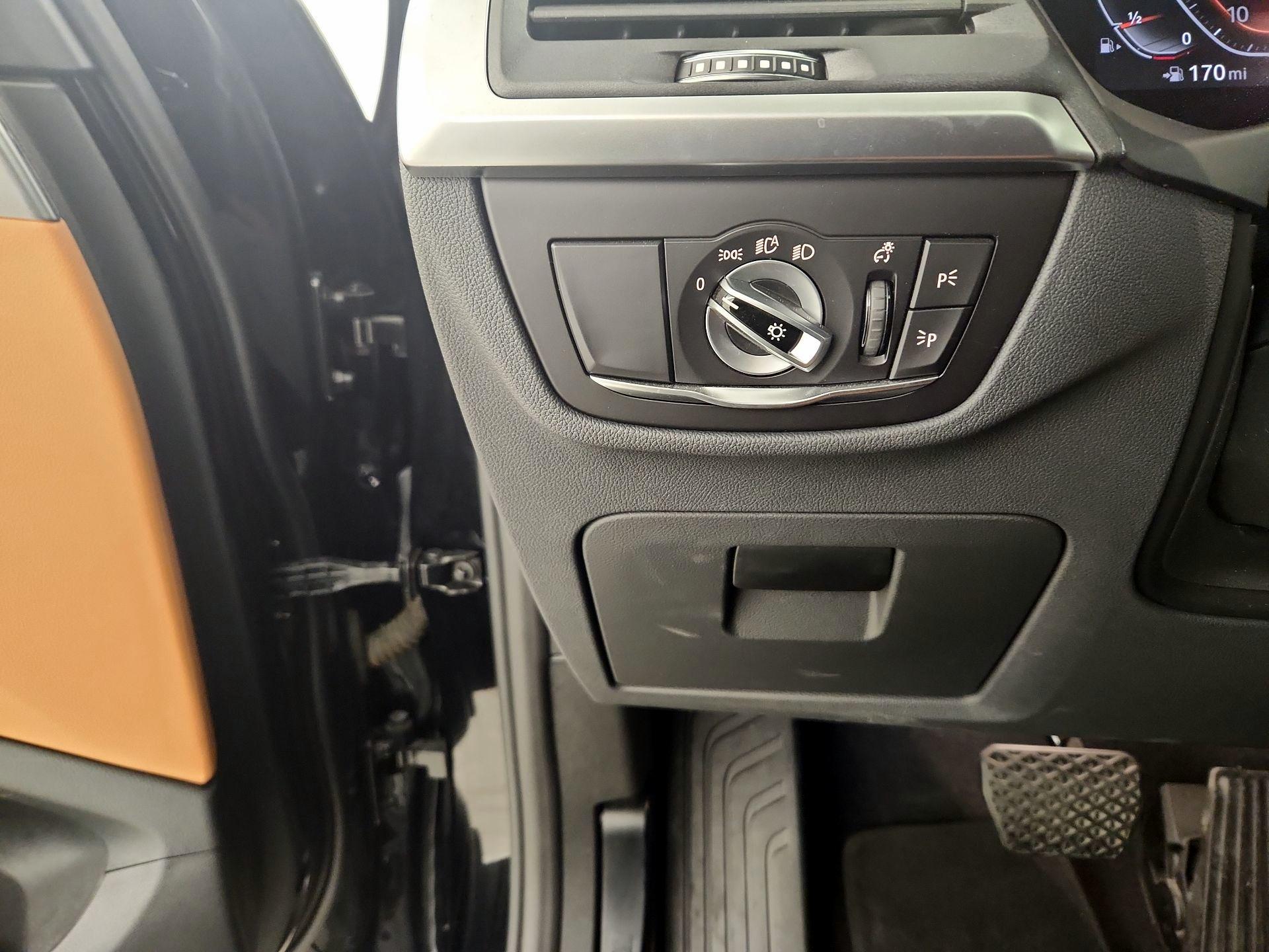 Thumbnail: 2022 BMW X3 - 11