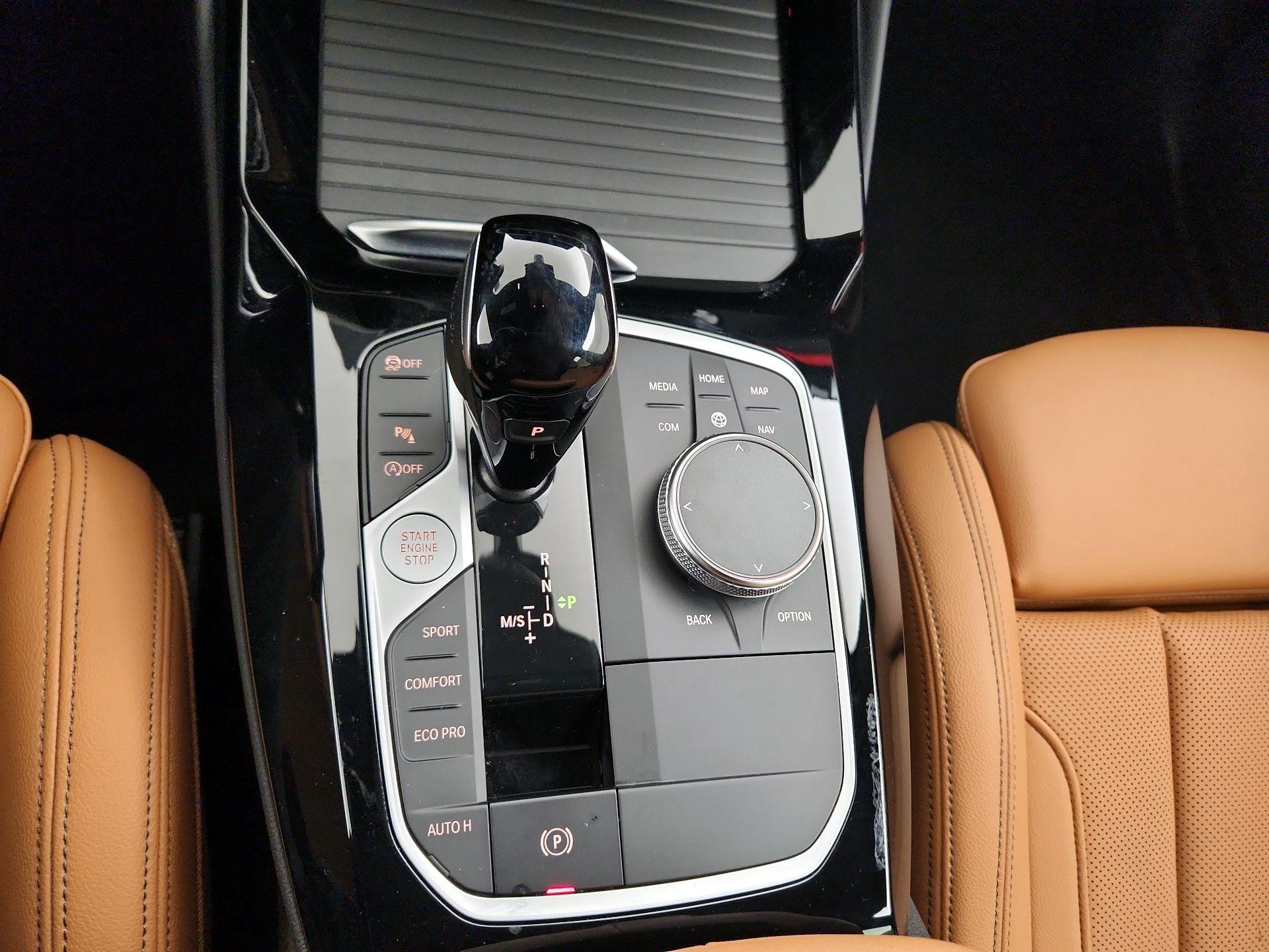 Thumbnail: 2022 BMW X3 - 16