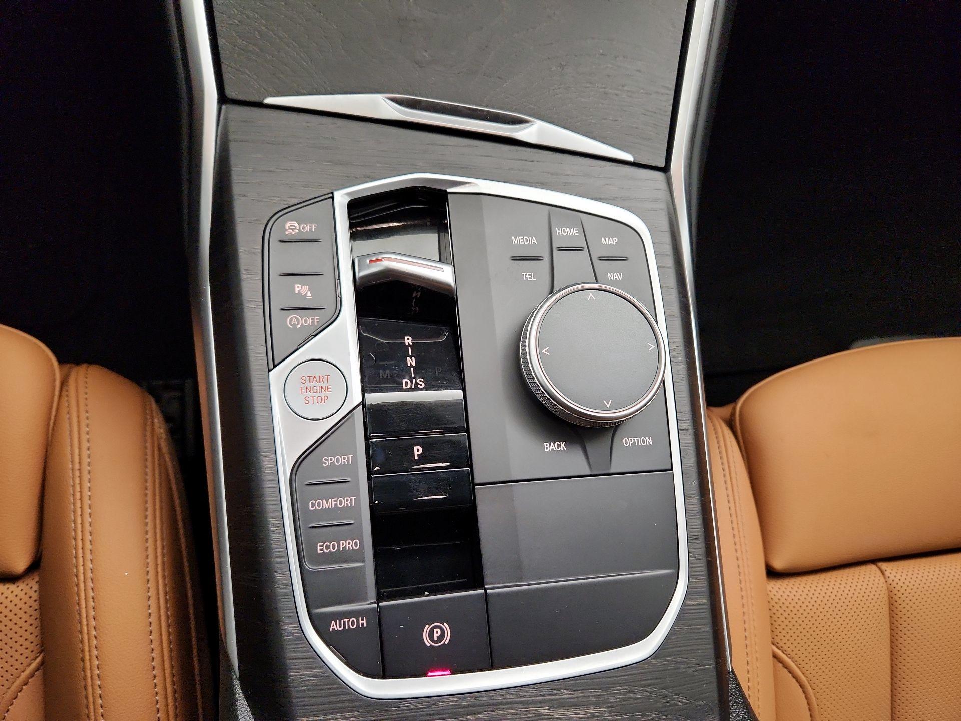 Thumbnail: 2023 BMW 3 Series - 16