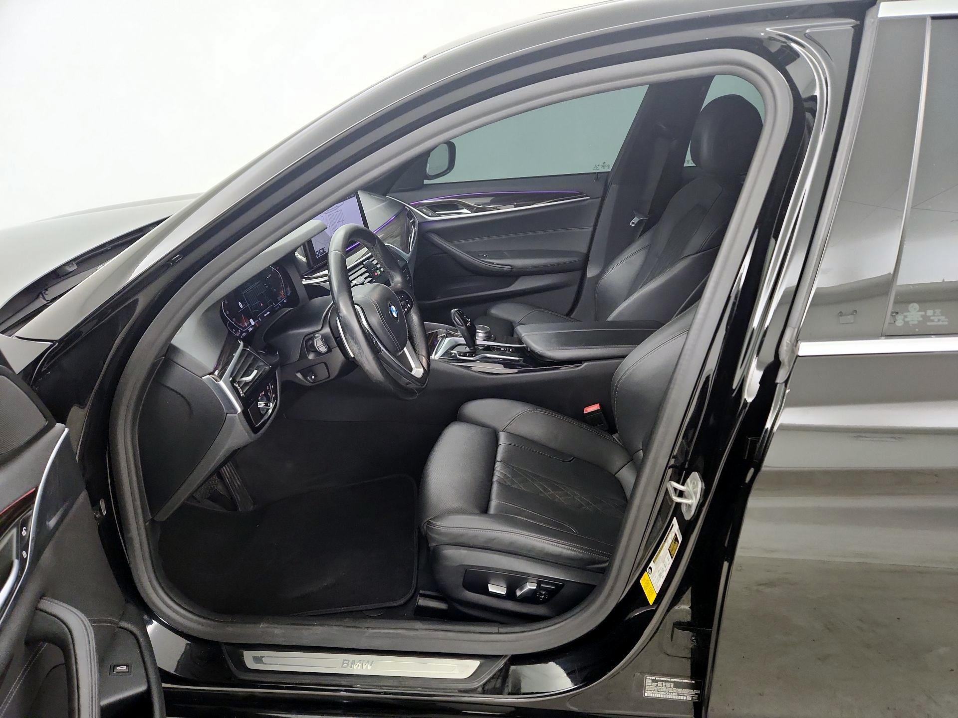 Thumbnail: 2021 BMW 5 Series - 9