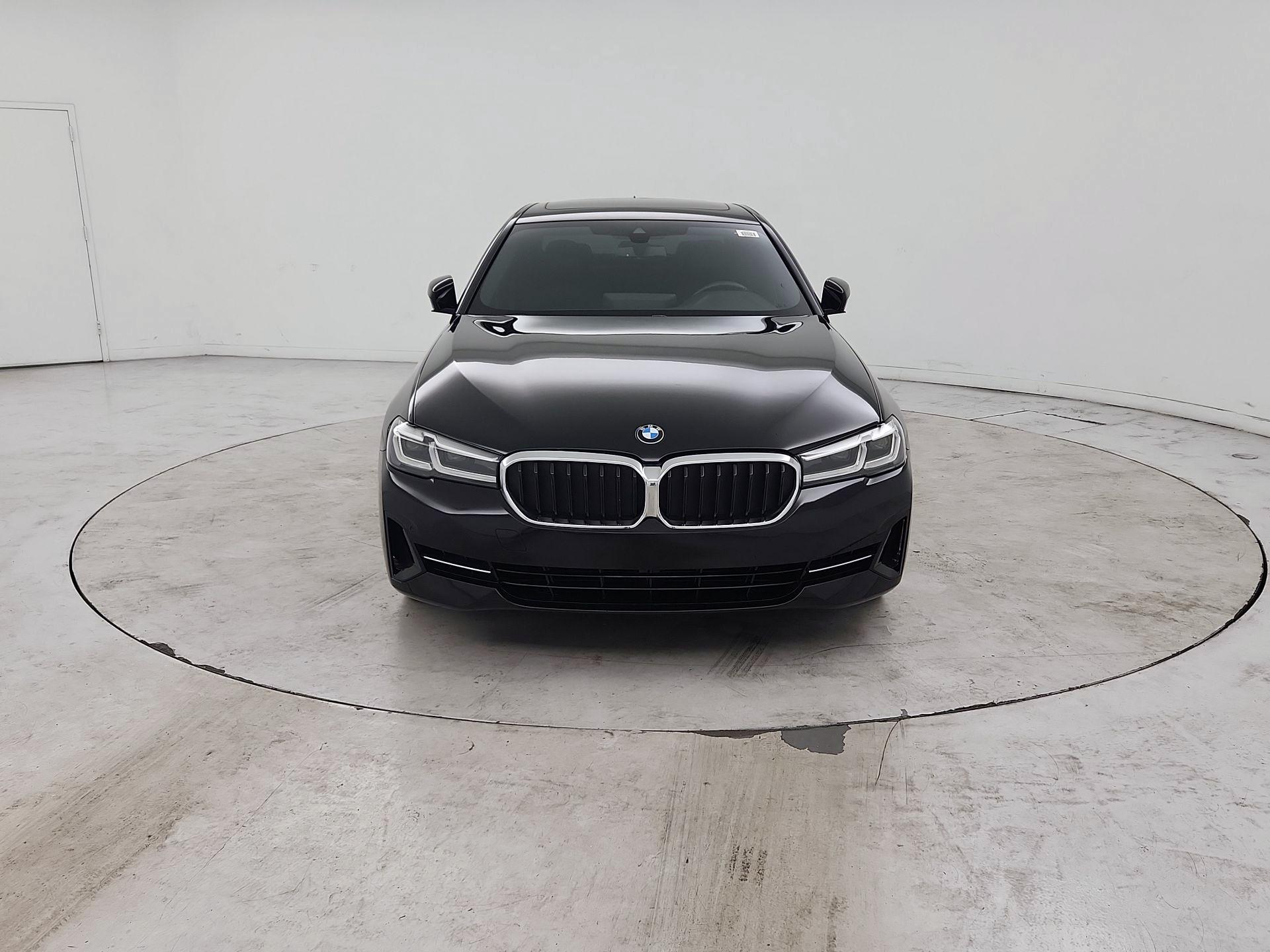 Thumbnail: 2021 BMW 5 Series - 2