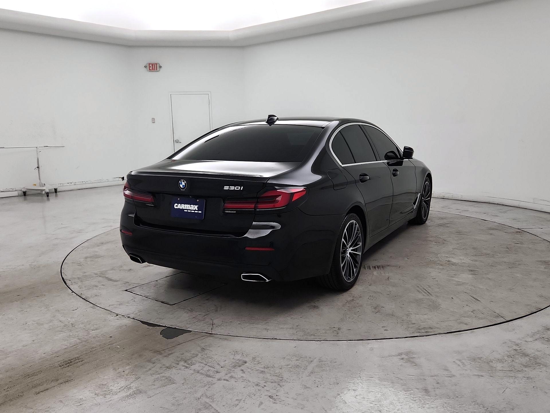 Thumbnail: 2021 BMW 5 Series - 5