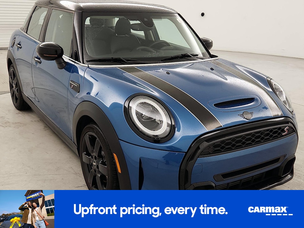 2023 MINI Hardtop 4 Door