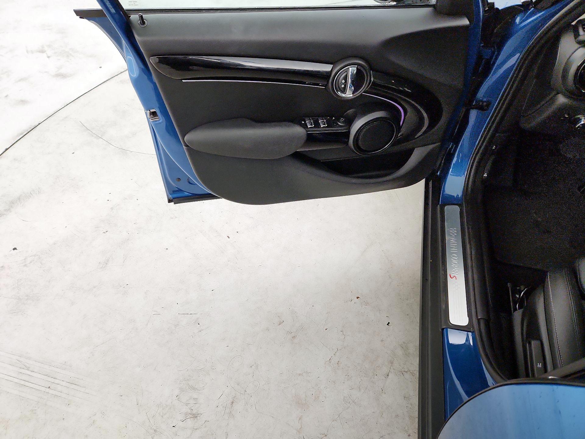 Thumbnail: 2023 MINI Cooper Hardtop - 10