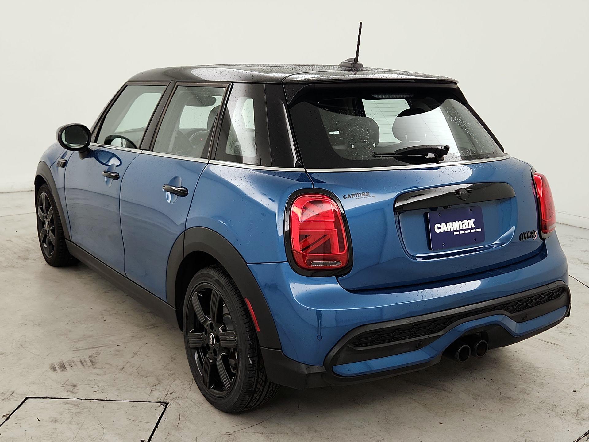 Thumbnail: 2023 MINI Cooper Hardtop - 7