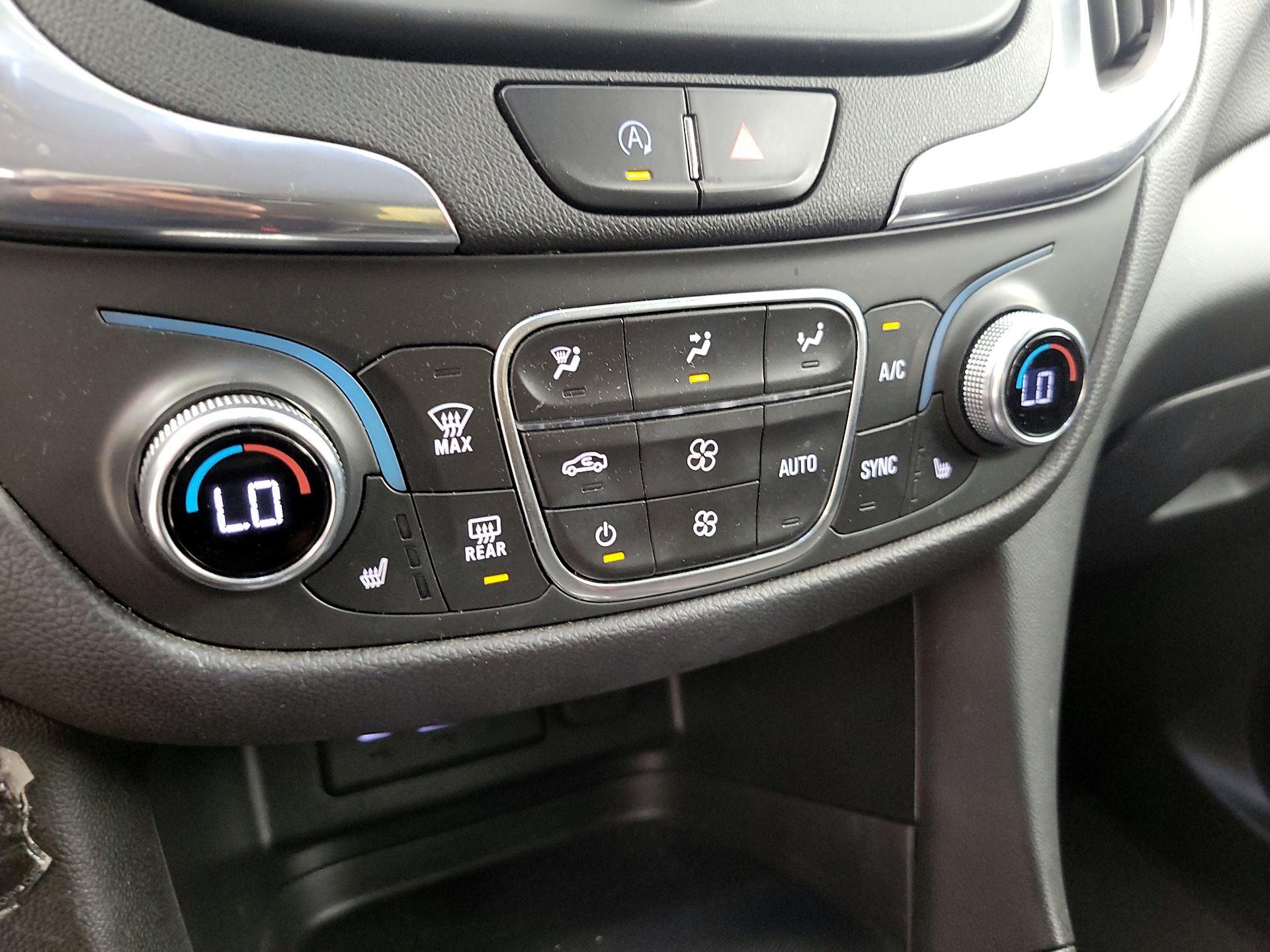 Thumbnail: 2022 Chevrolet Equinox - 16