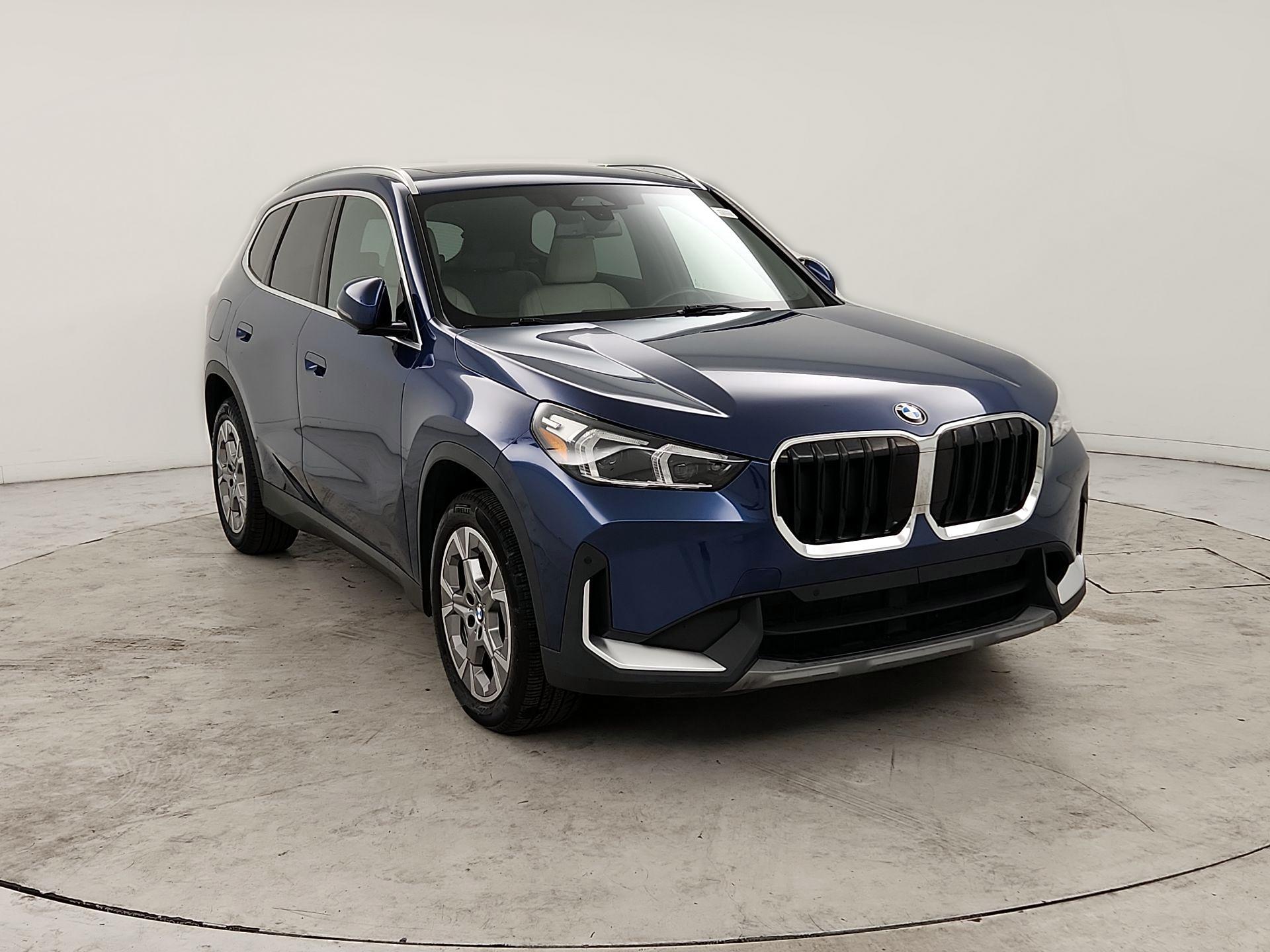 Thumbnail: 2023 BMW X1 - 1