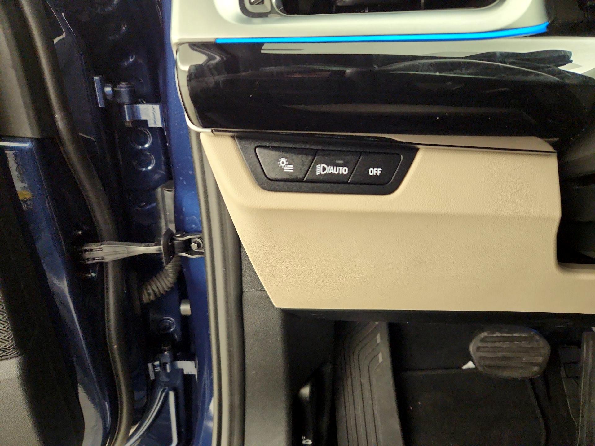 Thumbnail: 2023 BMW X1 - 11