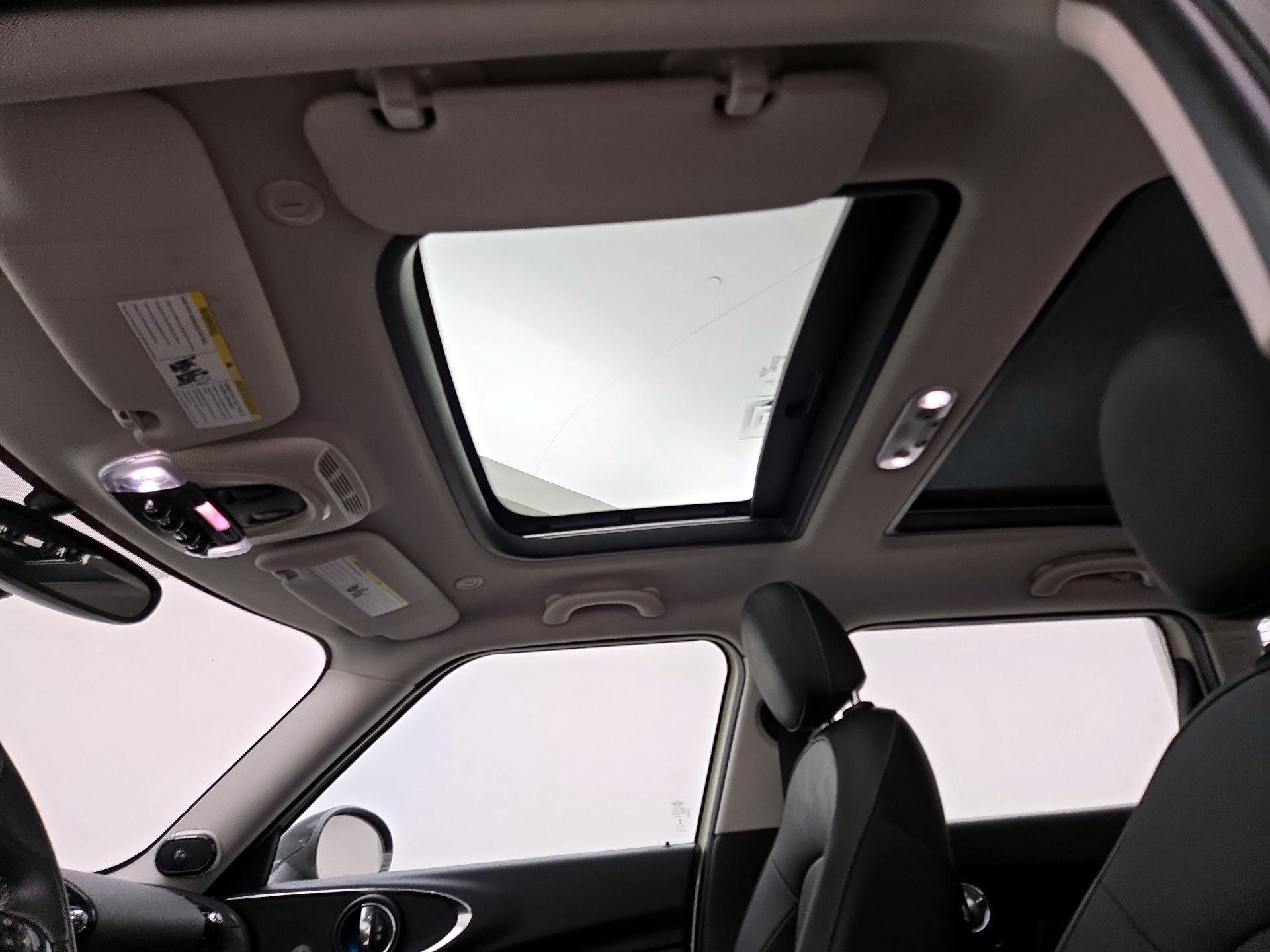 Thumbnail: 2017 MINI Cooper Clubman - 19