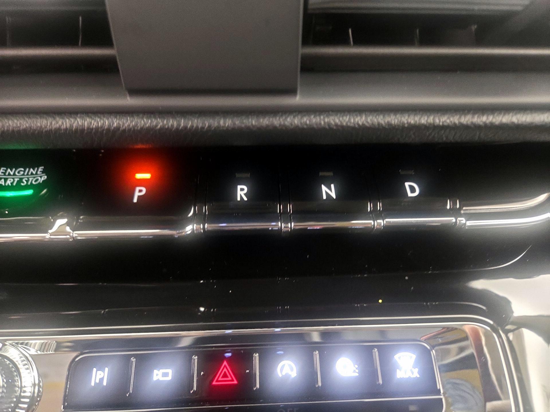 Thumbnail: 2025 Lincoln Corsair - 18