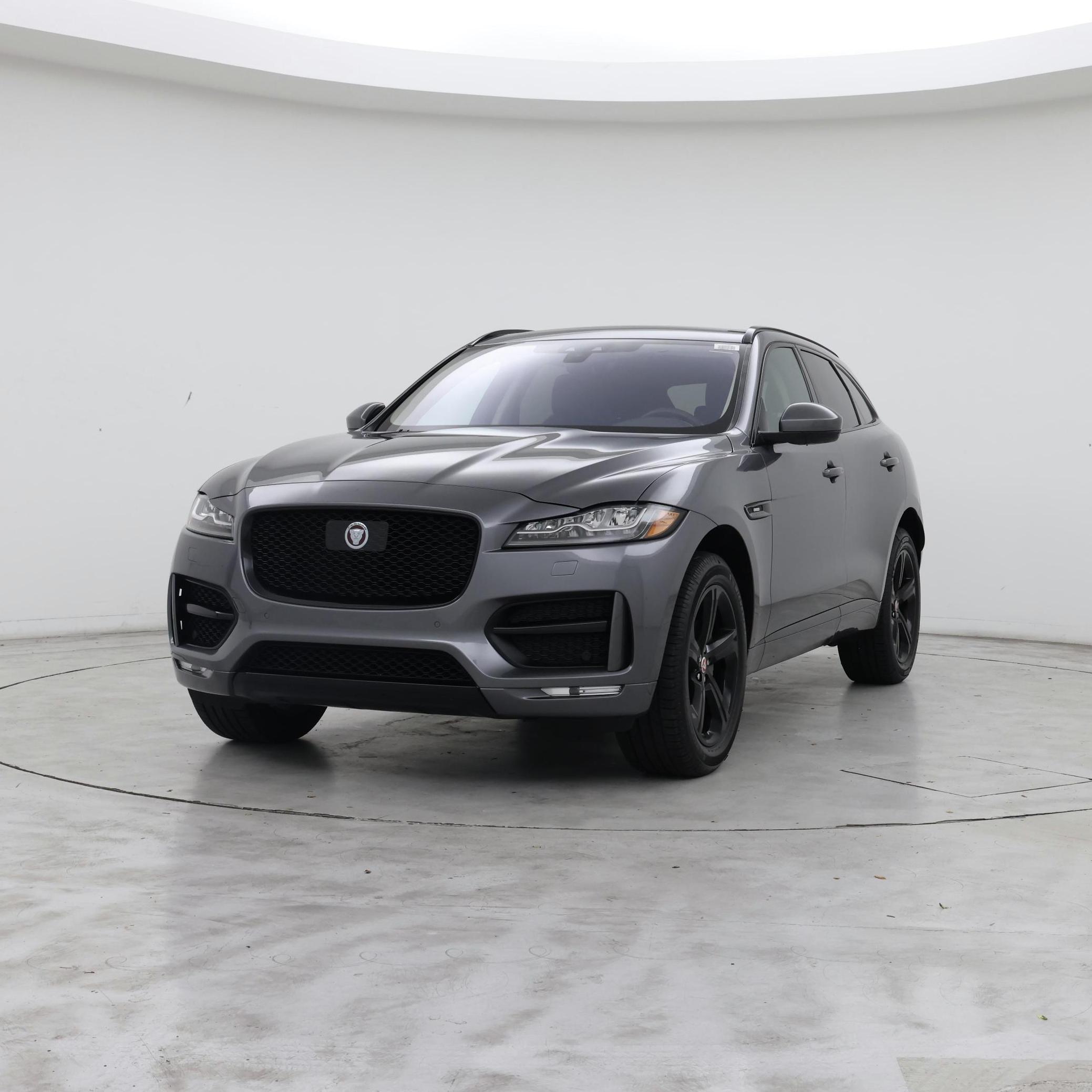 Thumbnail: 2019 Jaguar F-Pace - 4